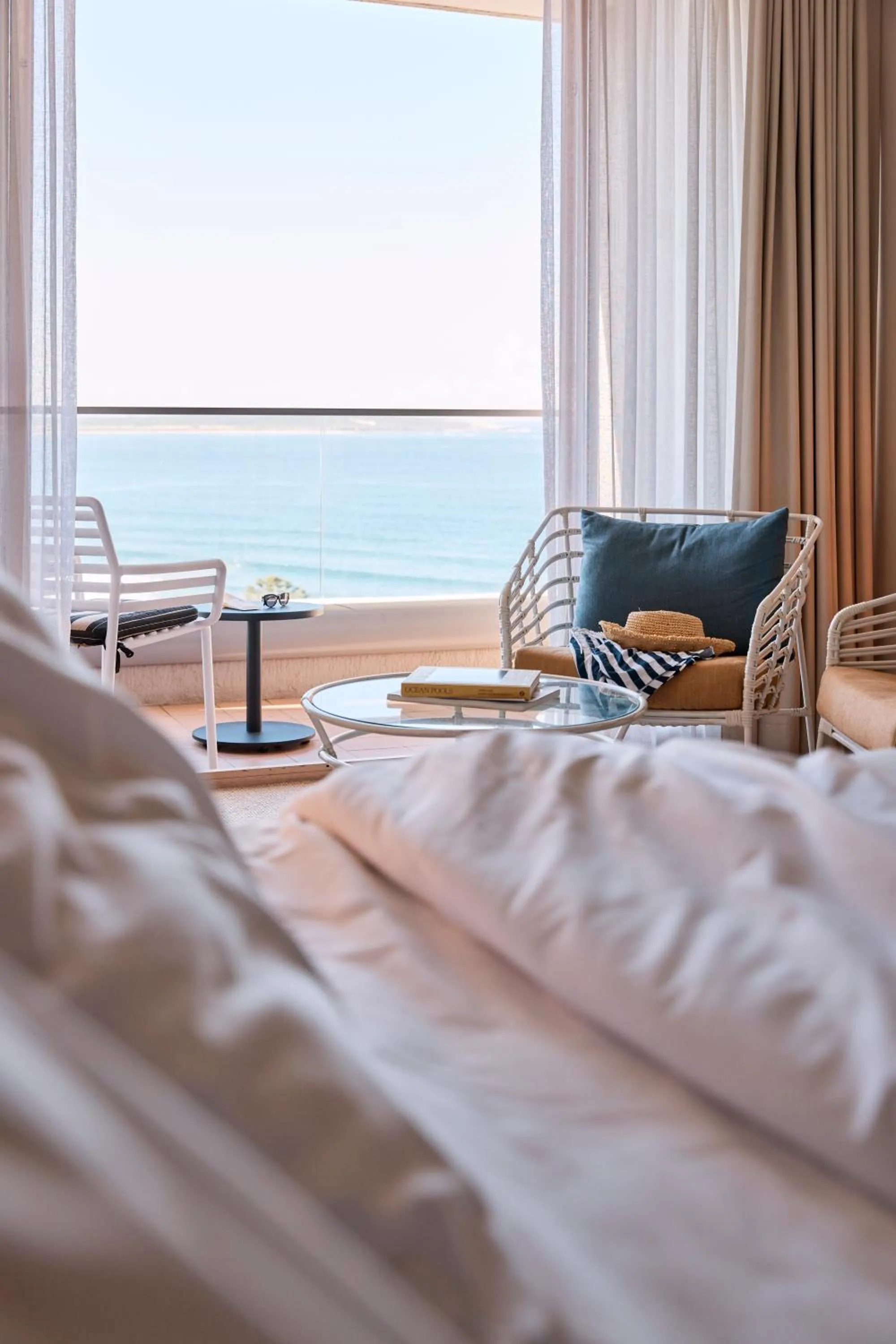 Bed in Rydges Cronulla Beachside