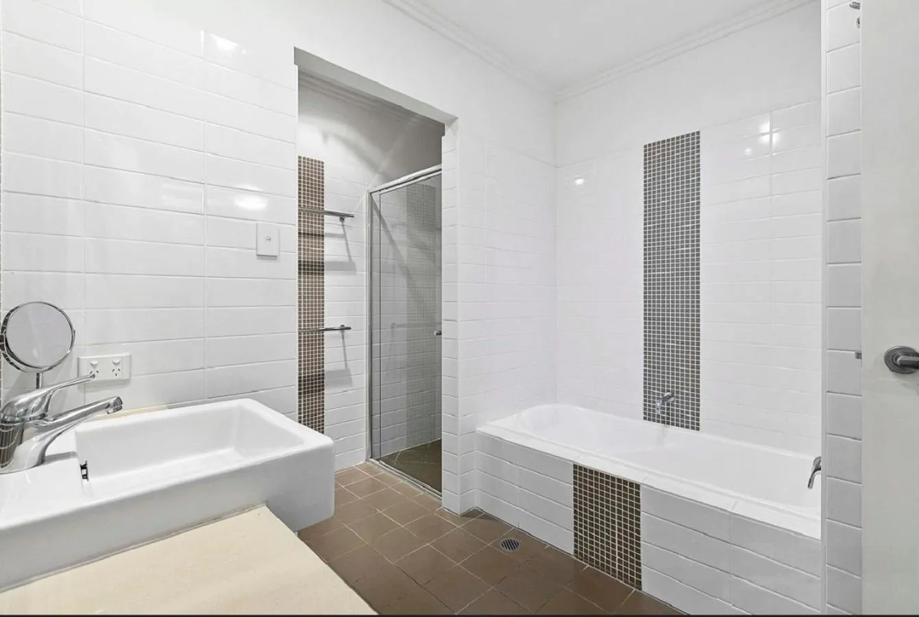 Bathroom in Quarterdecks Retreat