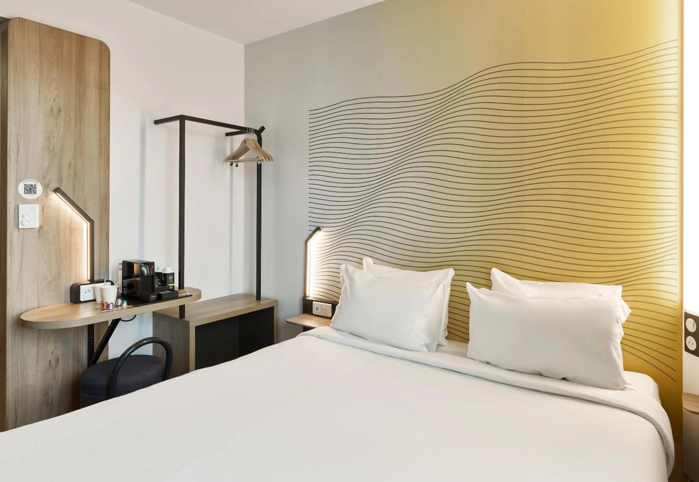 Bedroom, Bed in B&B HOTEL Paris Gennevilliers Asnières