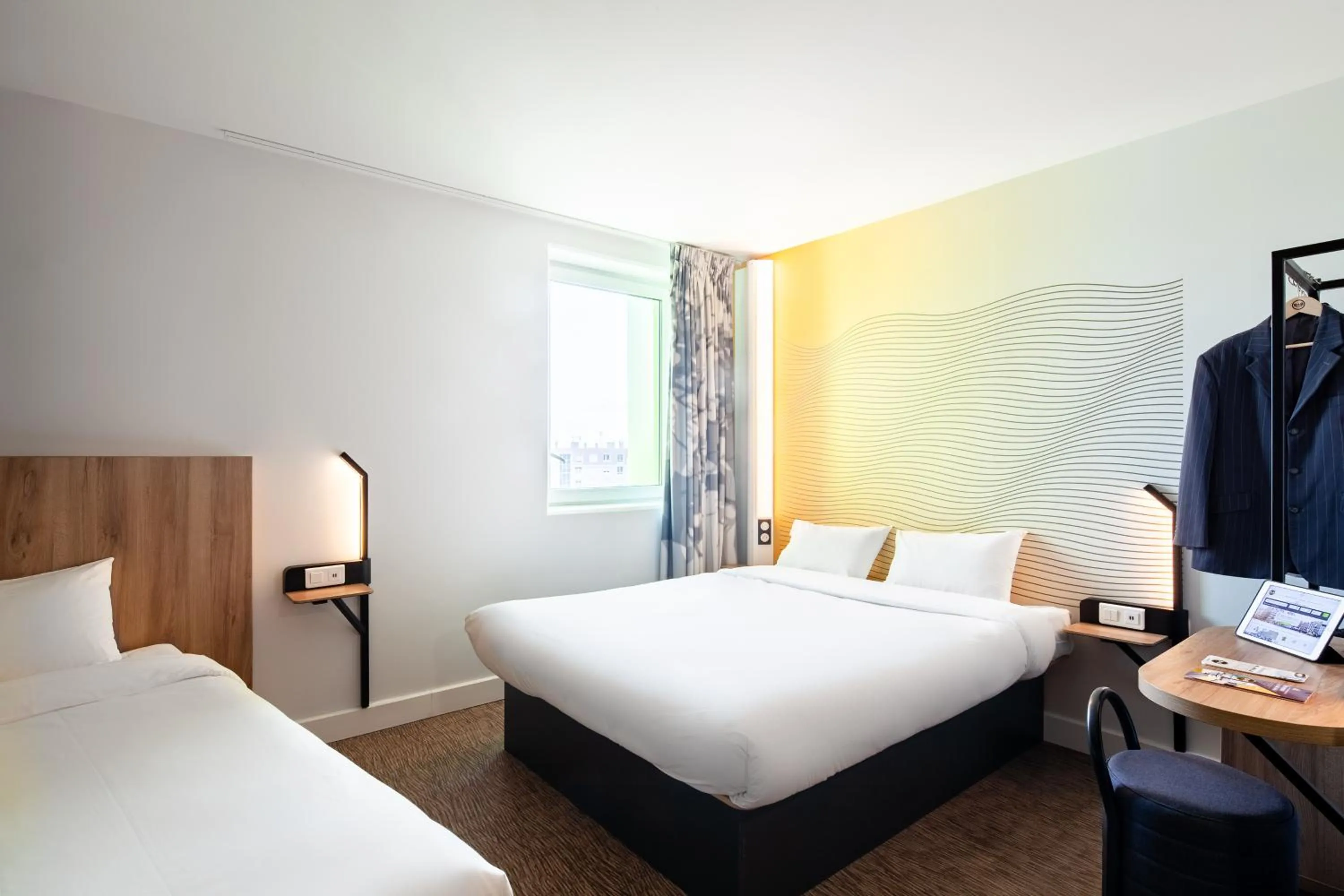 Photo of the whole room, Bed in B&B HOTEL Paris Gennevilliers Asnières