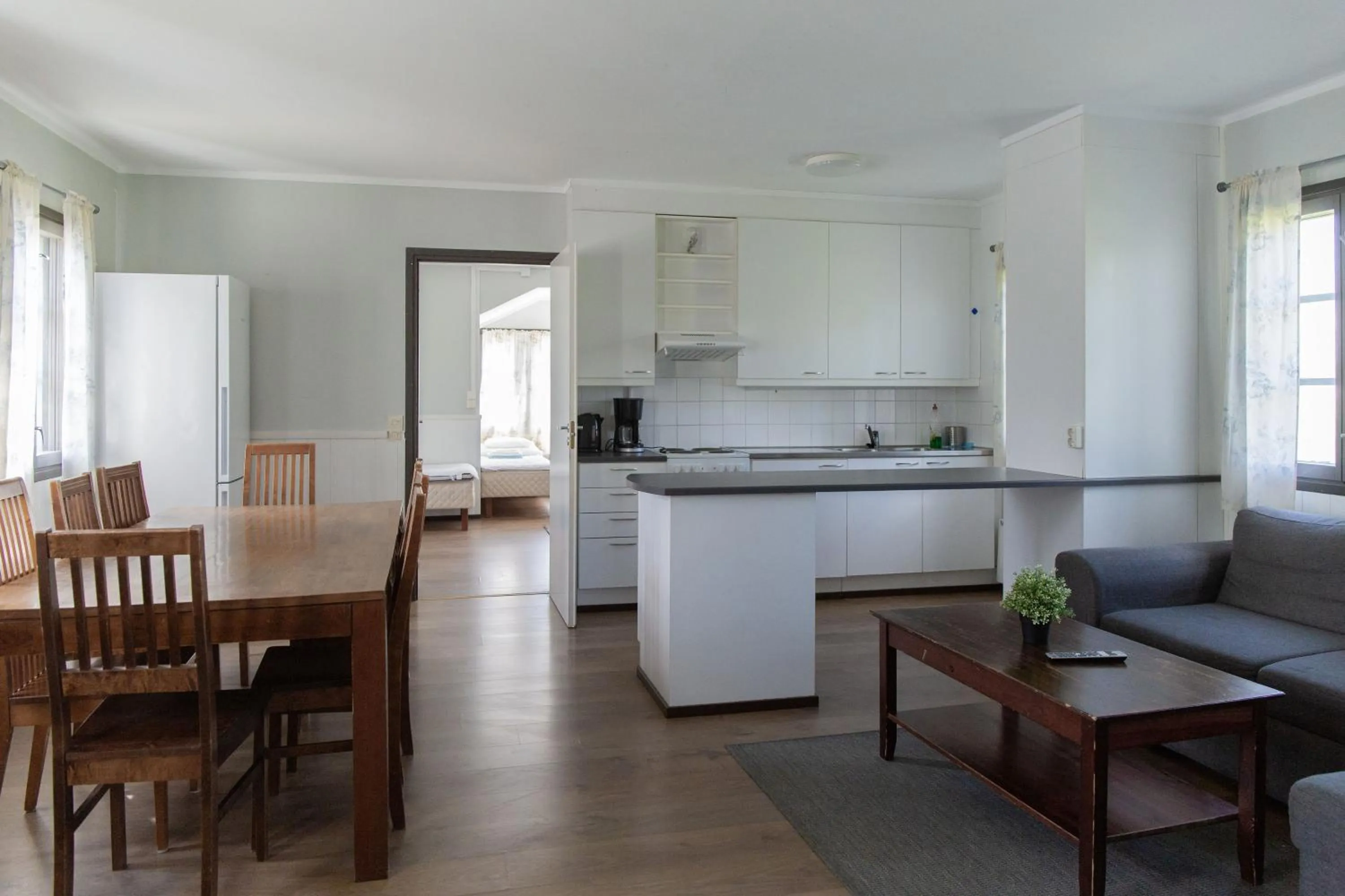 Kitchen or kitchenette in Visulahti Cottages