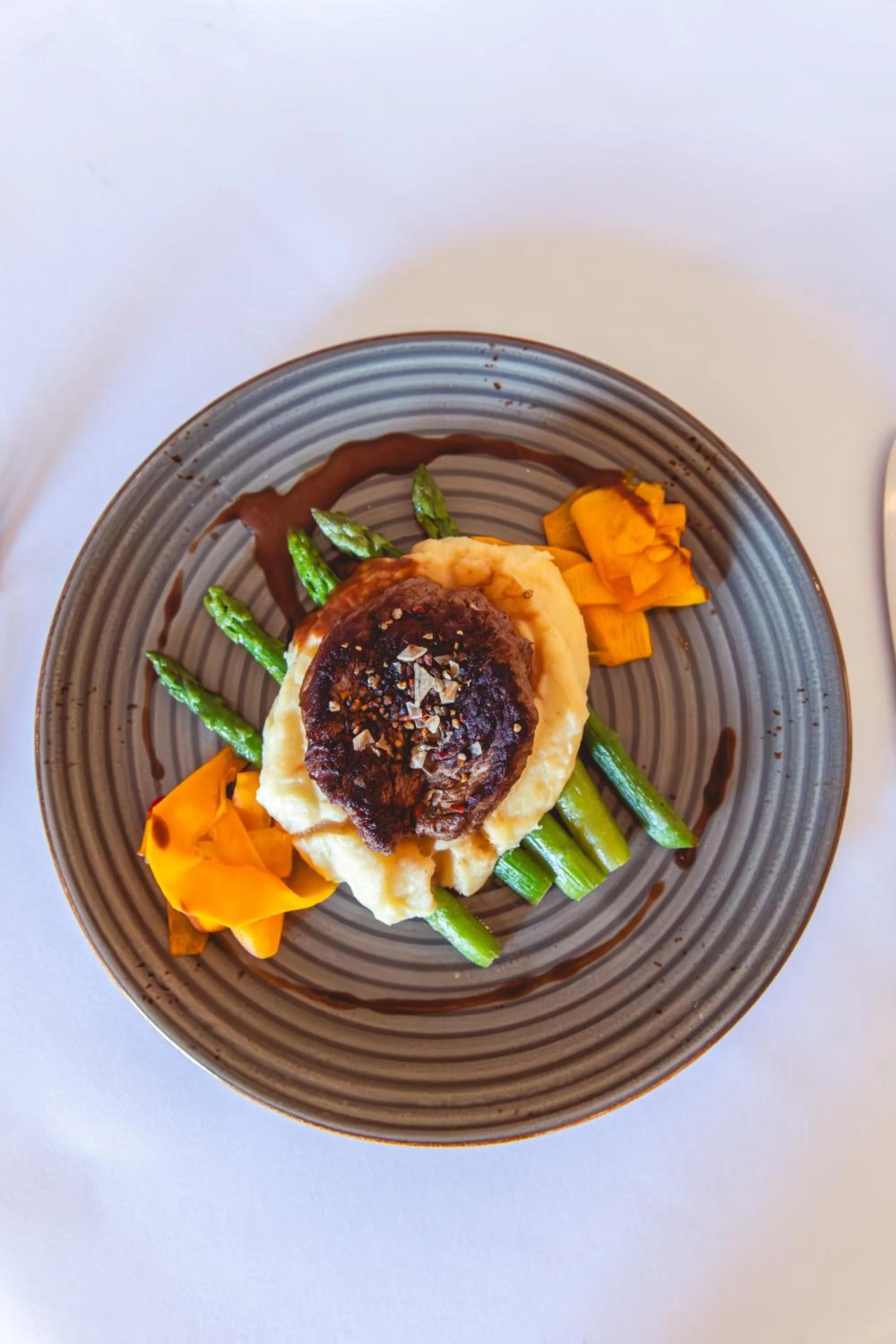 Food and drinks in Hotel Skala