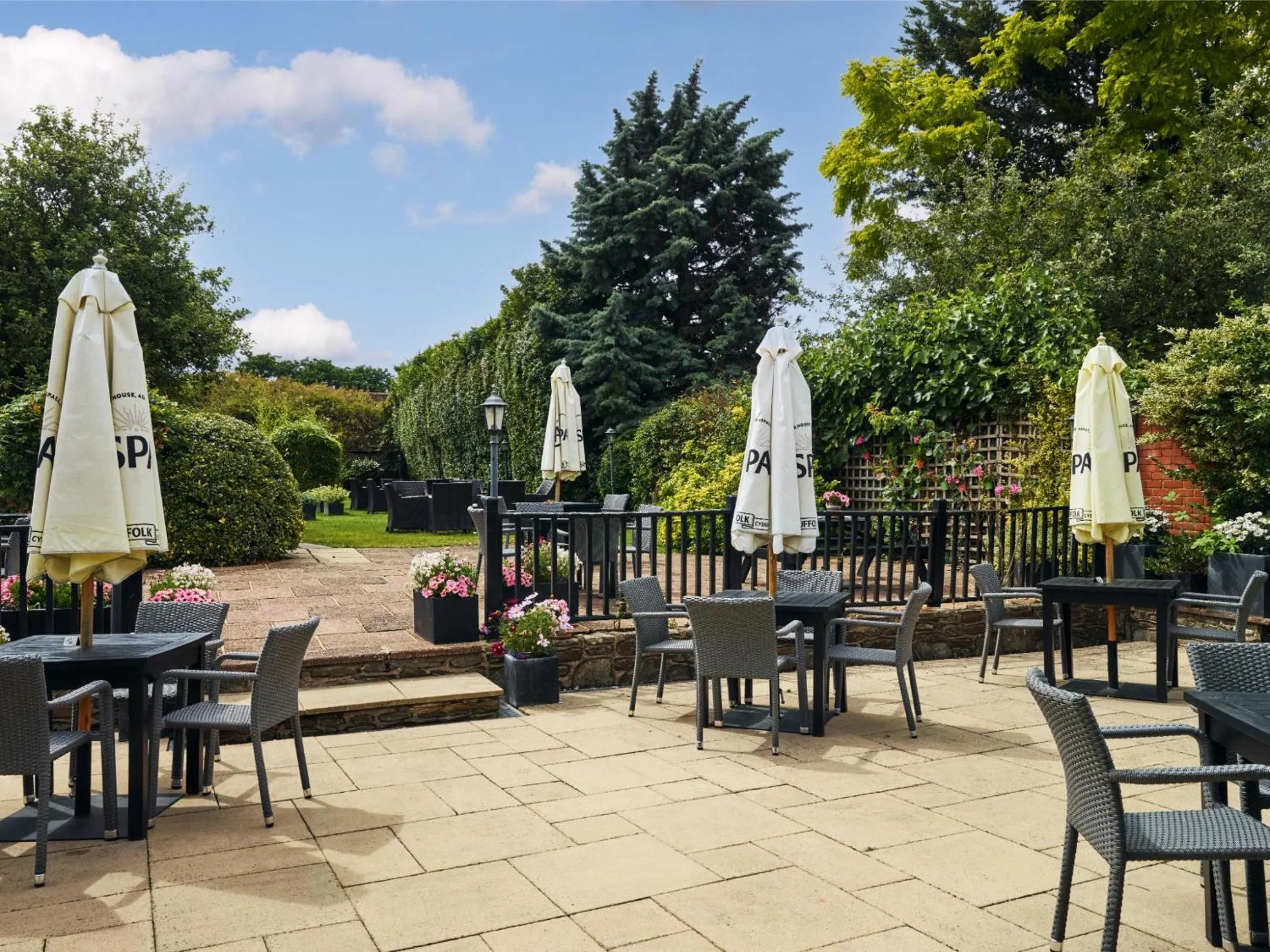Patio in The Talbot Inn