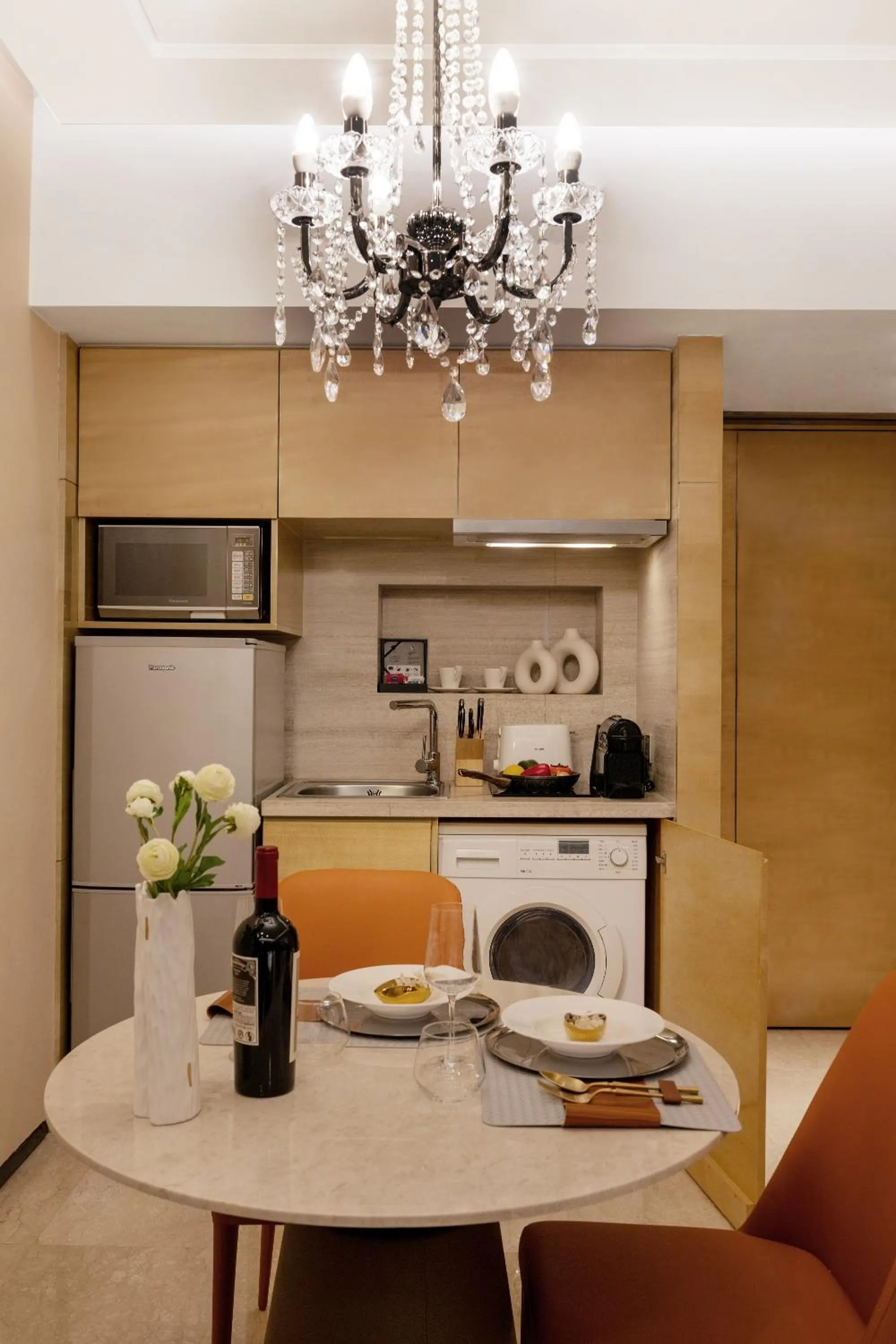 Kitchen or kitchenette in Kempinski The One Suites Hotel Shanghai Downtown