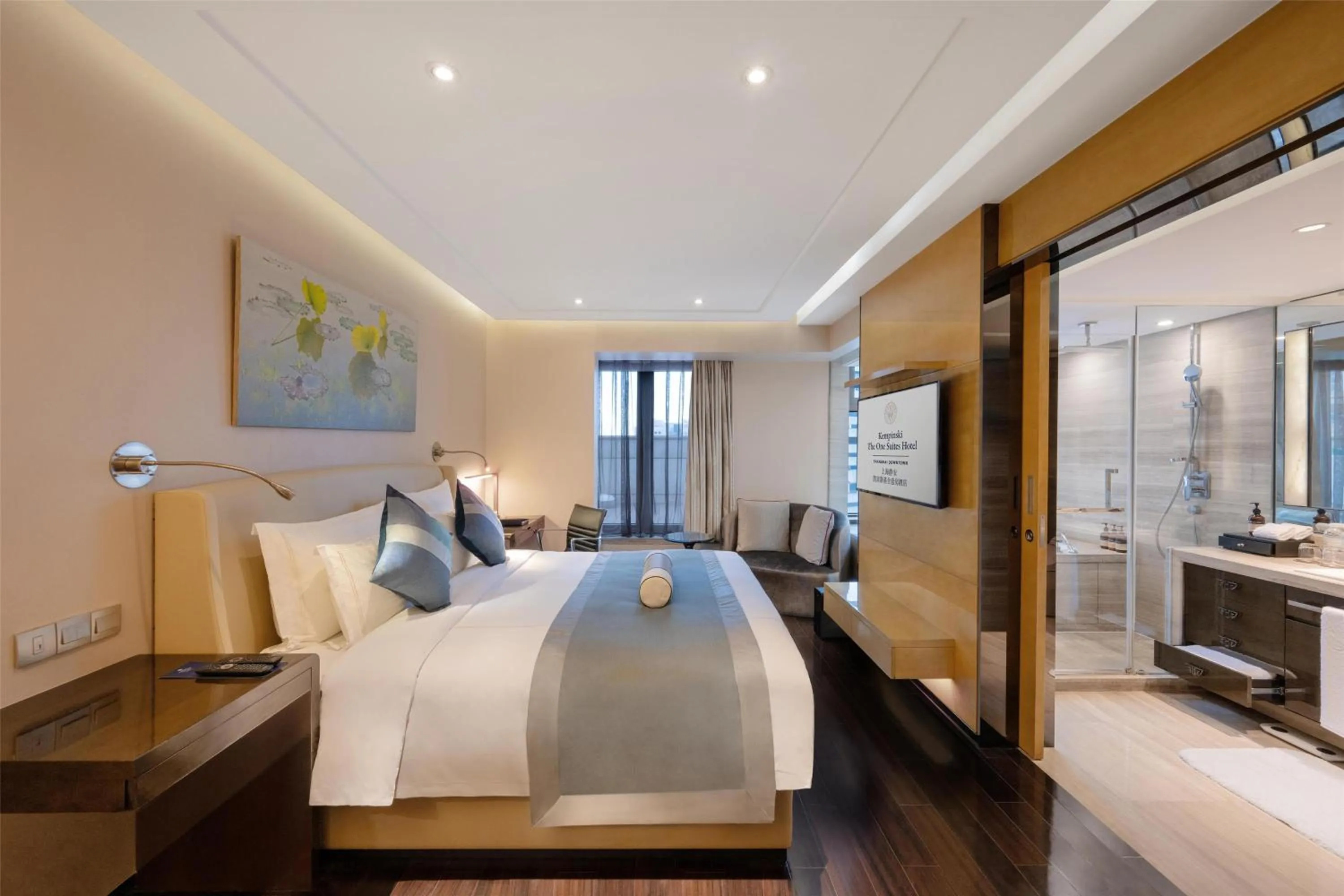 Photo of the whole room, Bed in Kempinski The One Suites Hotel Shanghai Downtown