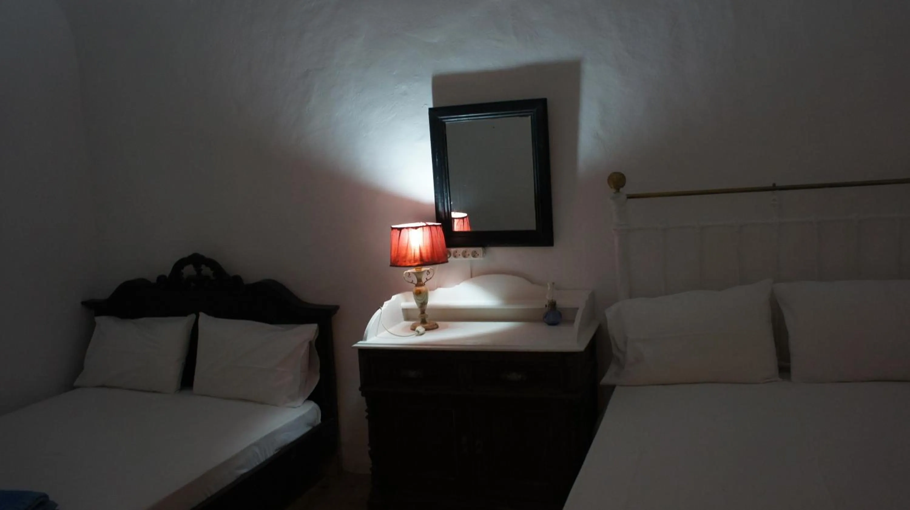 Decorative detail, Bed in Marcos Rooms