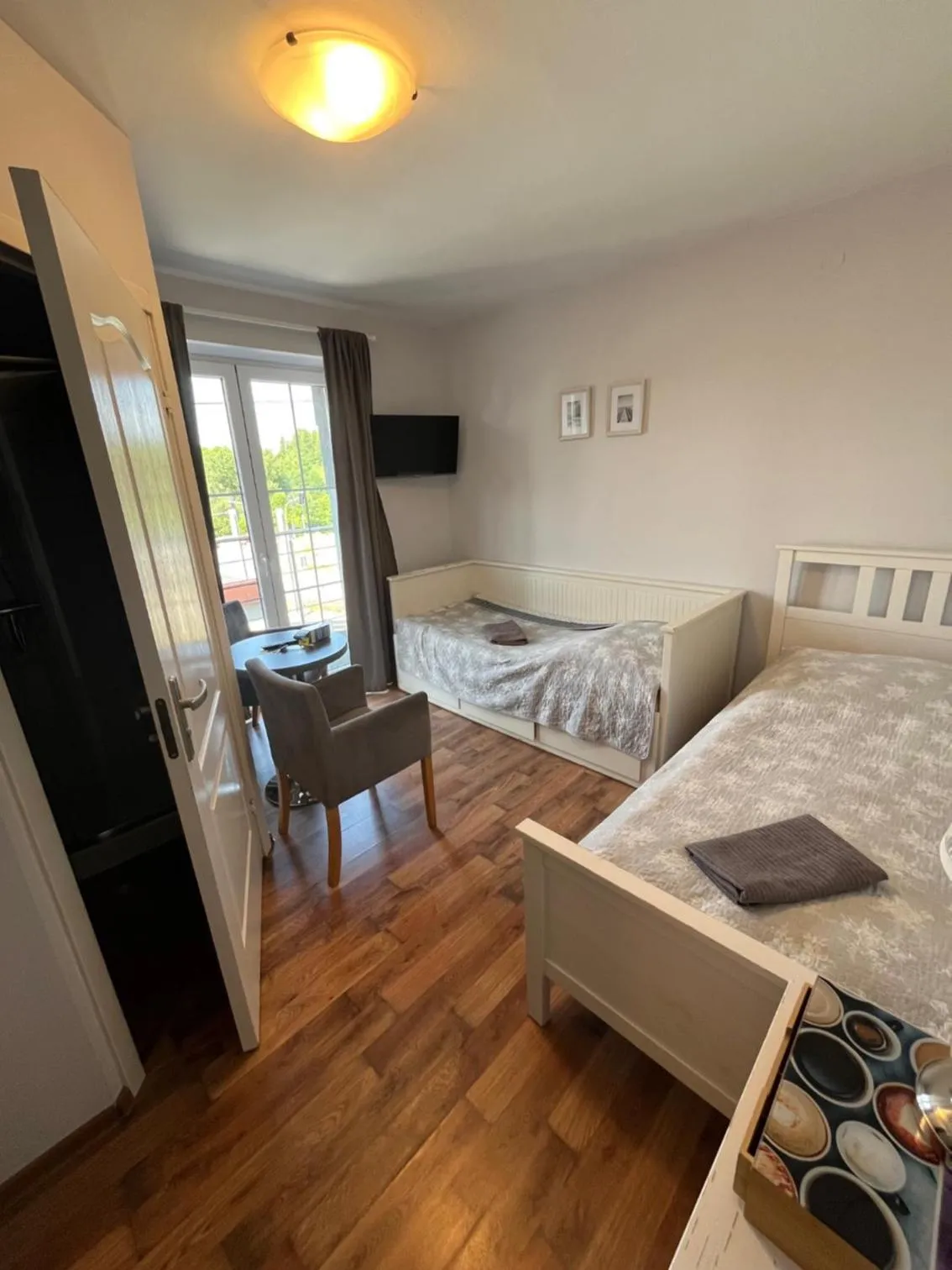 Bed in Route 7 Rooms