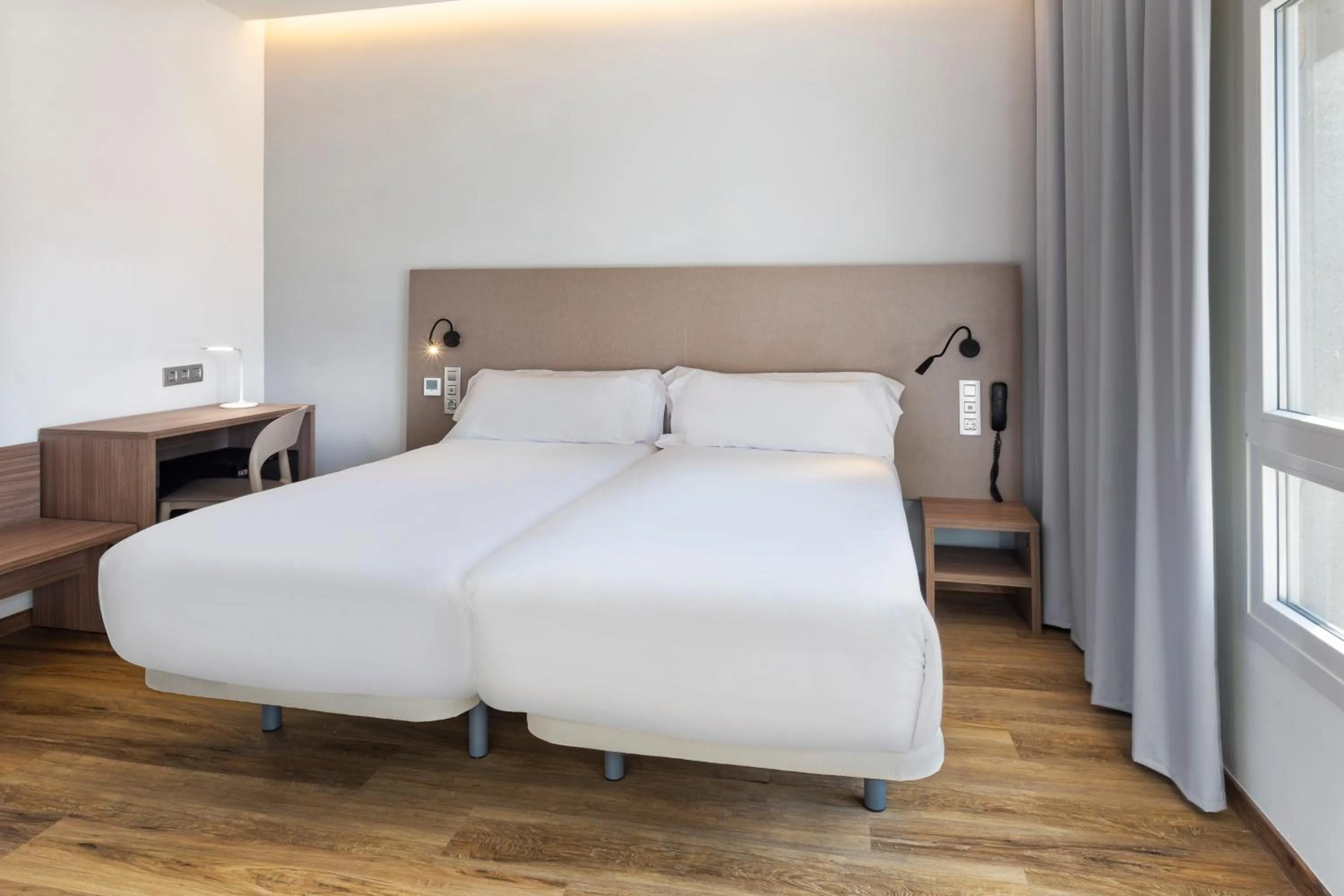 Bed in B&B HOTEL Tarragona Centro Urbis