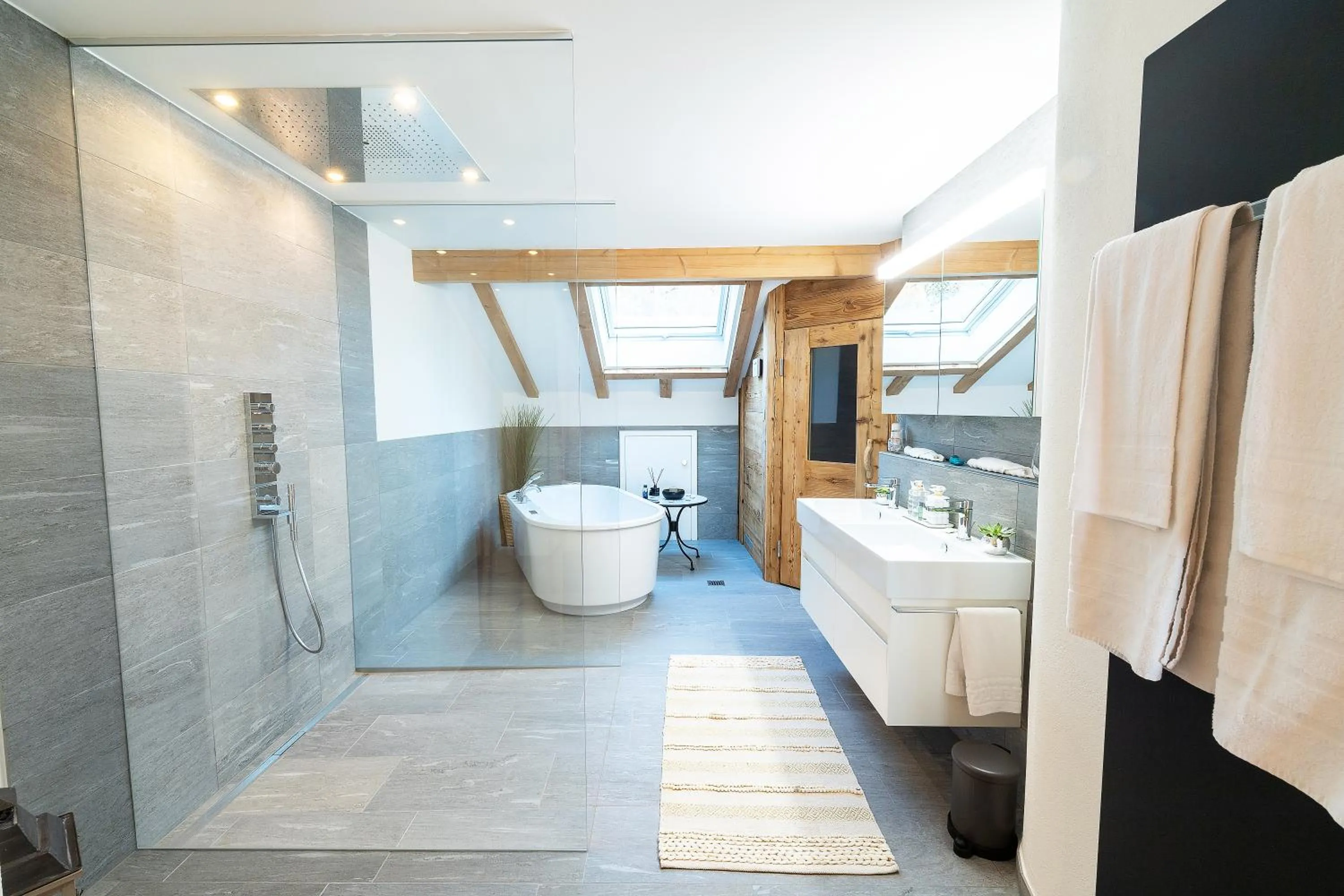 Hot Tub in Hotel & Restaurant Hasenstrick