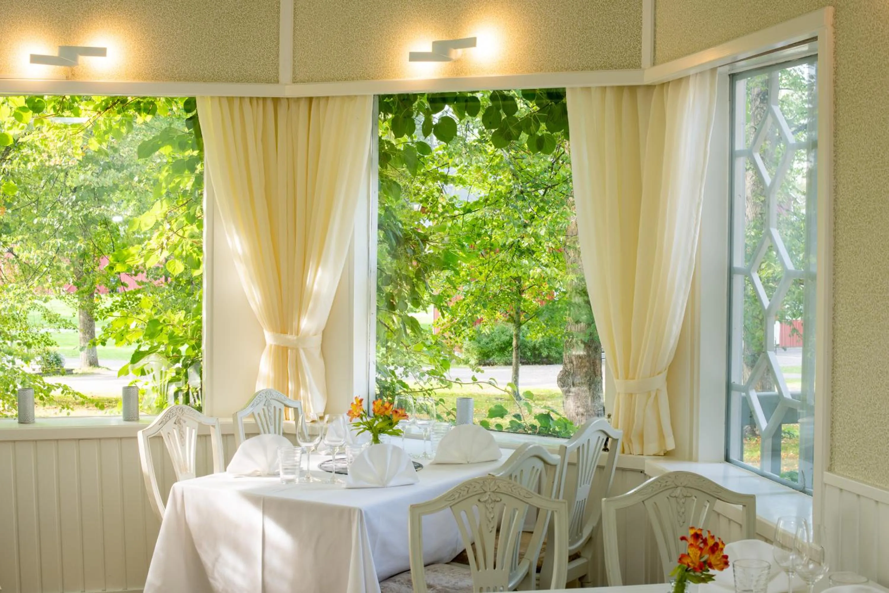 Restaurant/places to eat in Hotel Krapi