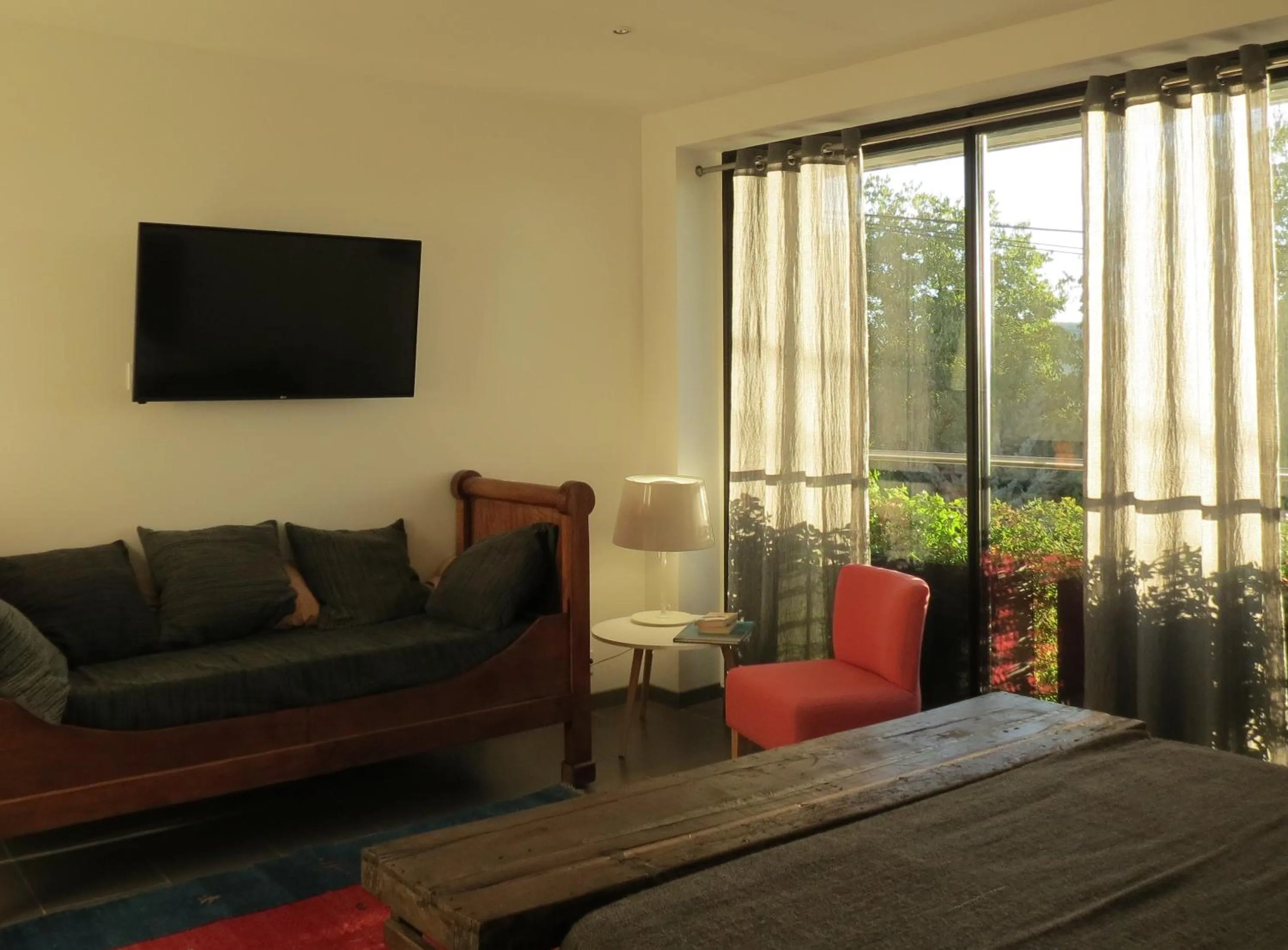 Bedroom, Bed in Le Castellas du Pic St Loup