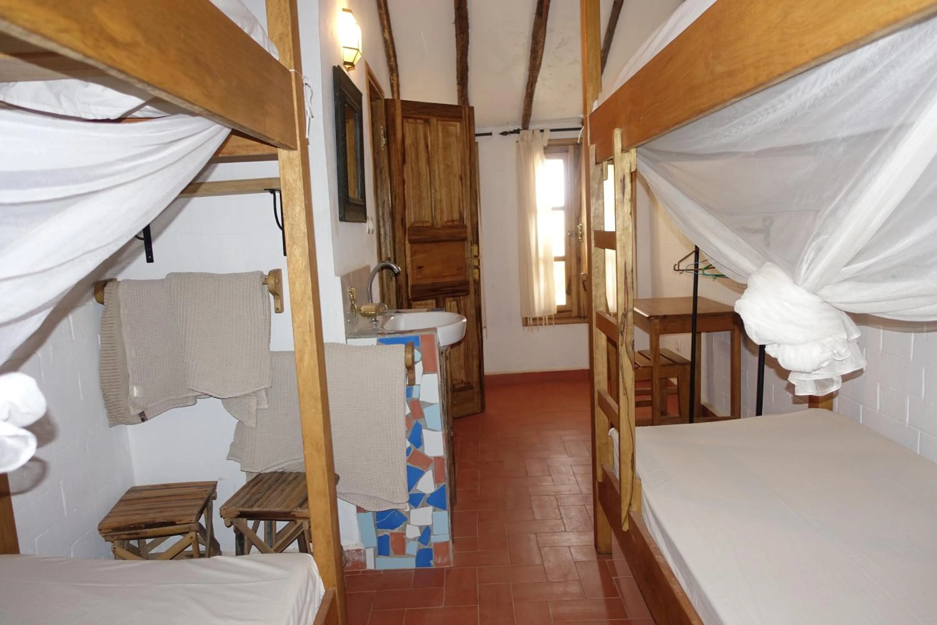 Photo of the whole room, Bed in Keur Marrakis