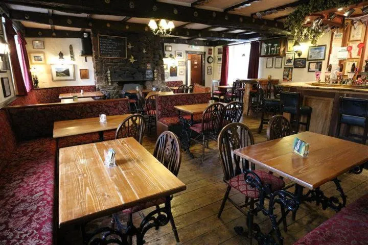 Lounge or bar in Strands Hotel/Screes Inn & Micro Brewery