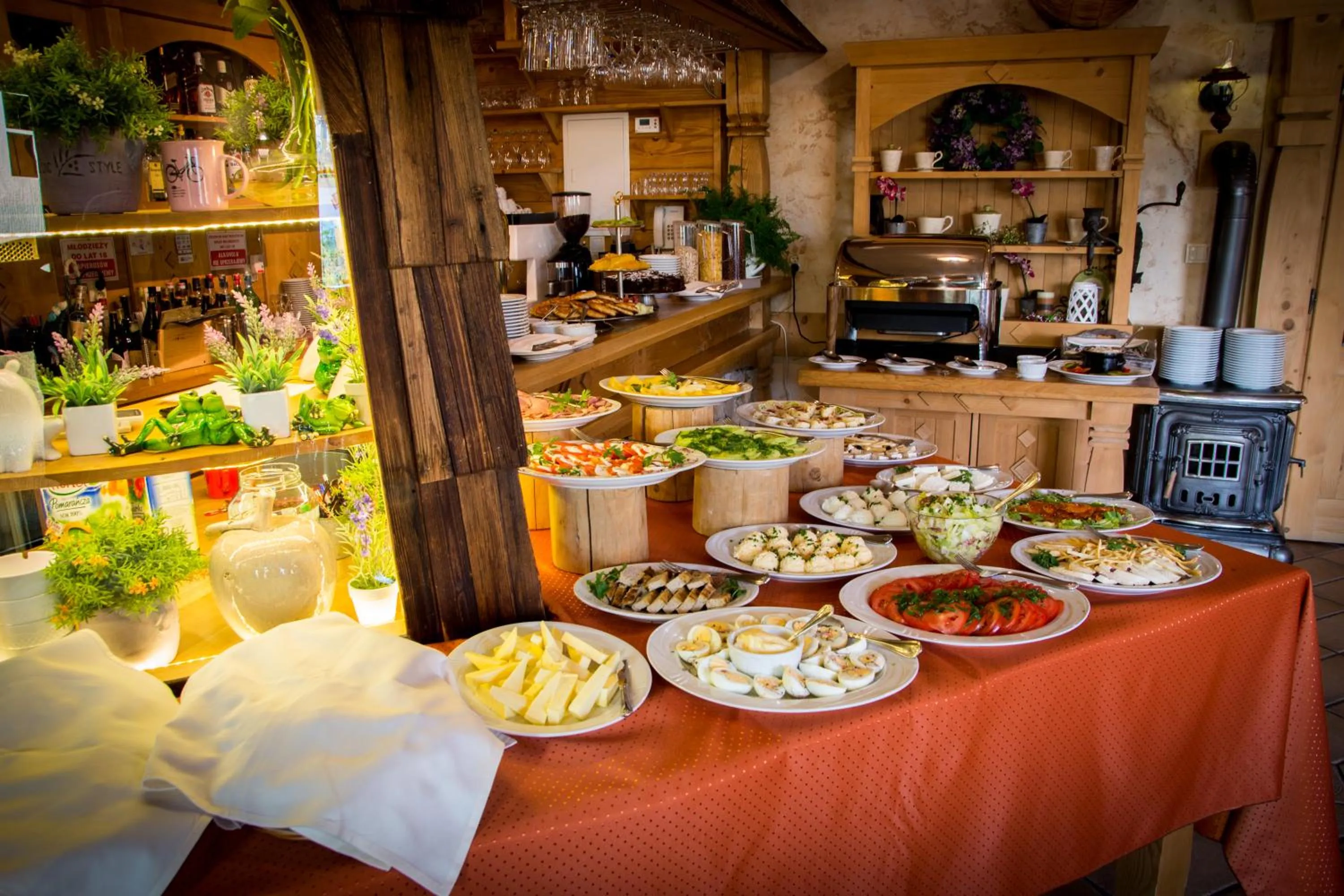 Staff in Hotel Carpatia Bieszczadzki Gościniec