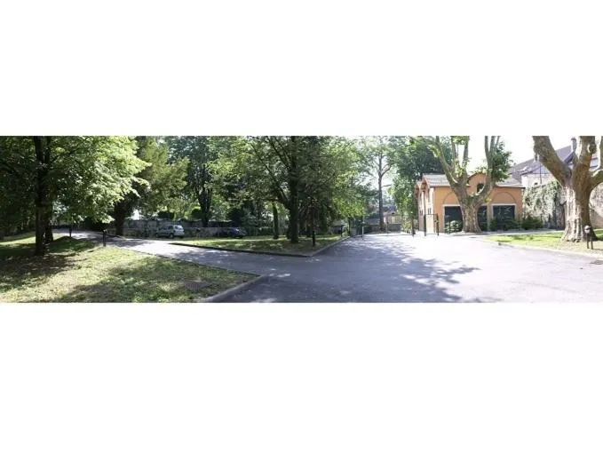 Property building in Sasha's Place - Appartement de Luxe - Hypercentre