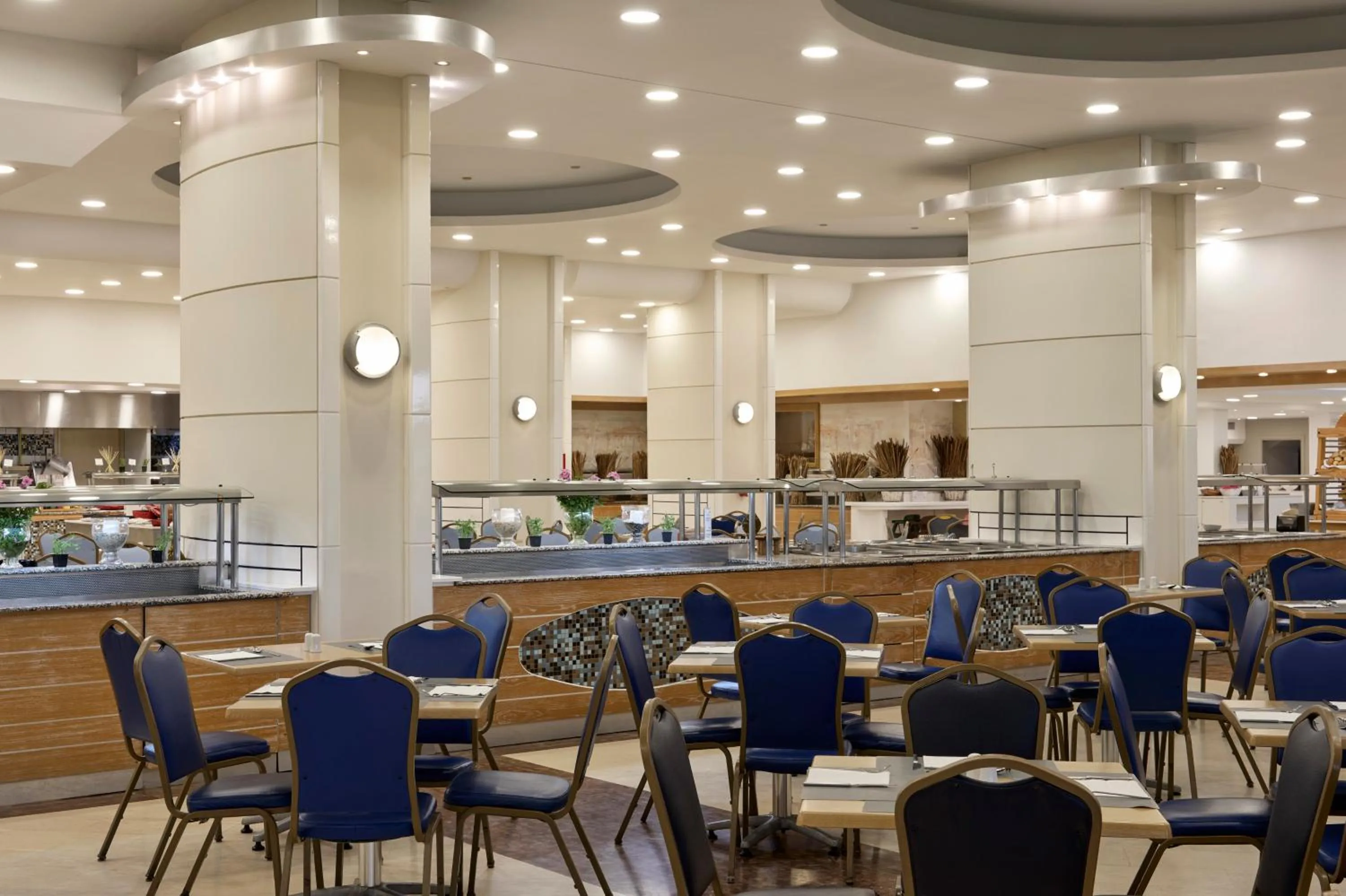 Restaurant/places to eat in Esperides Beach Resort