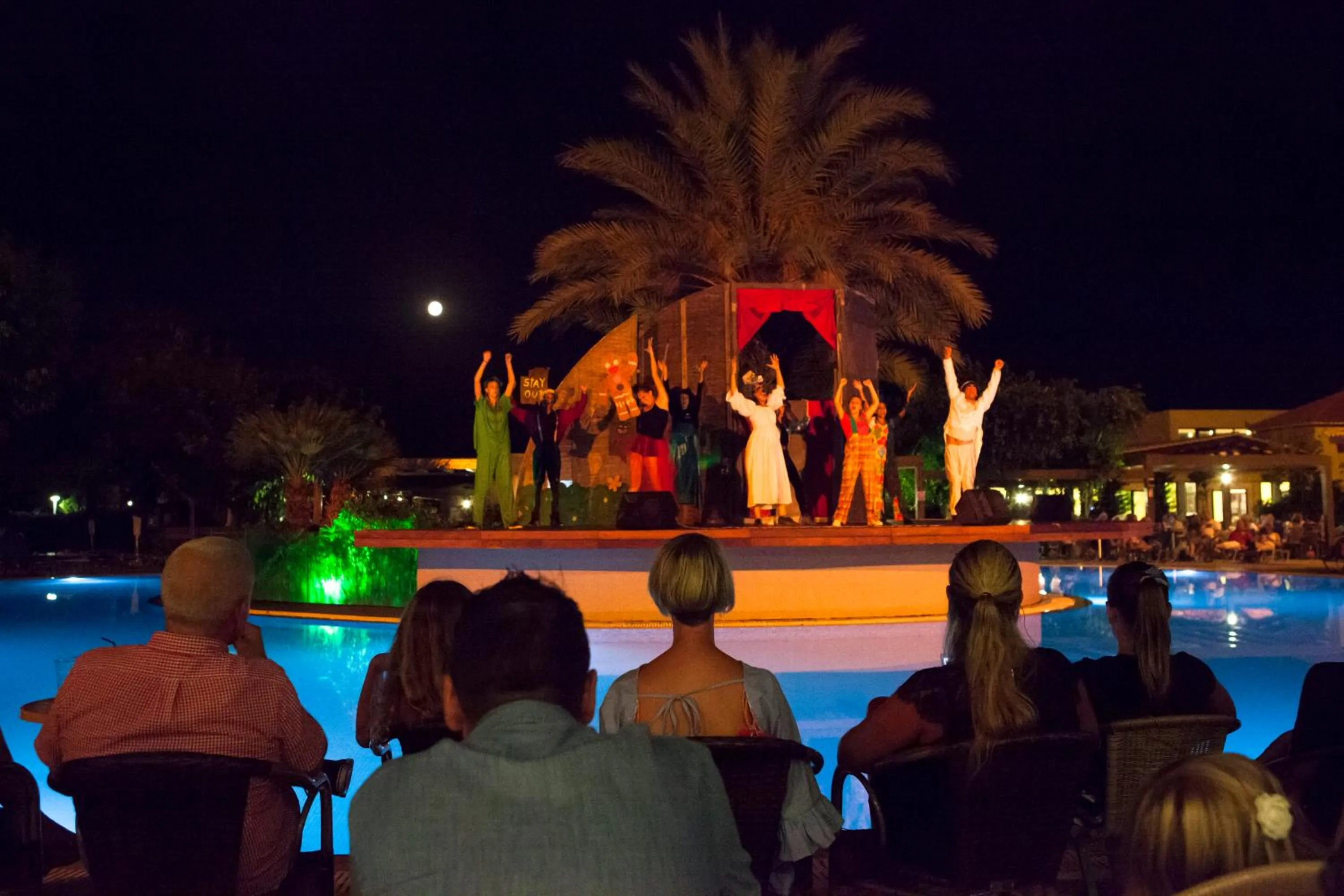 Evening entertainment in Esperides Beach Resort