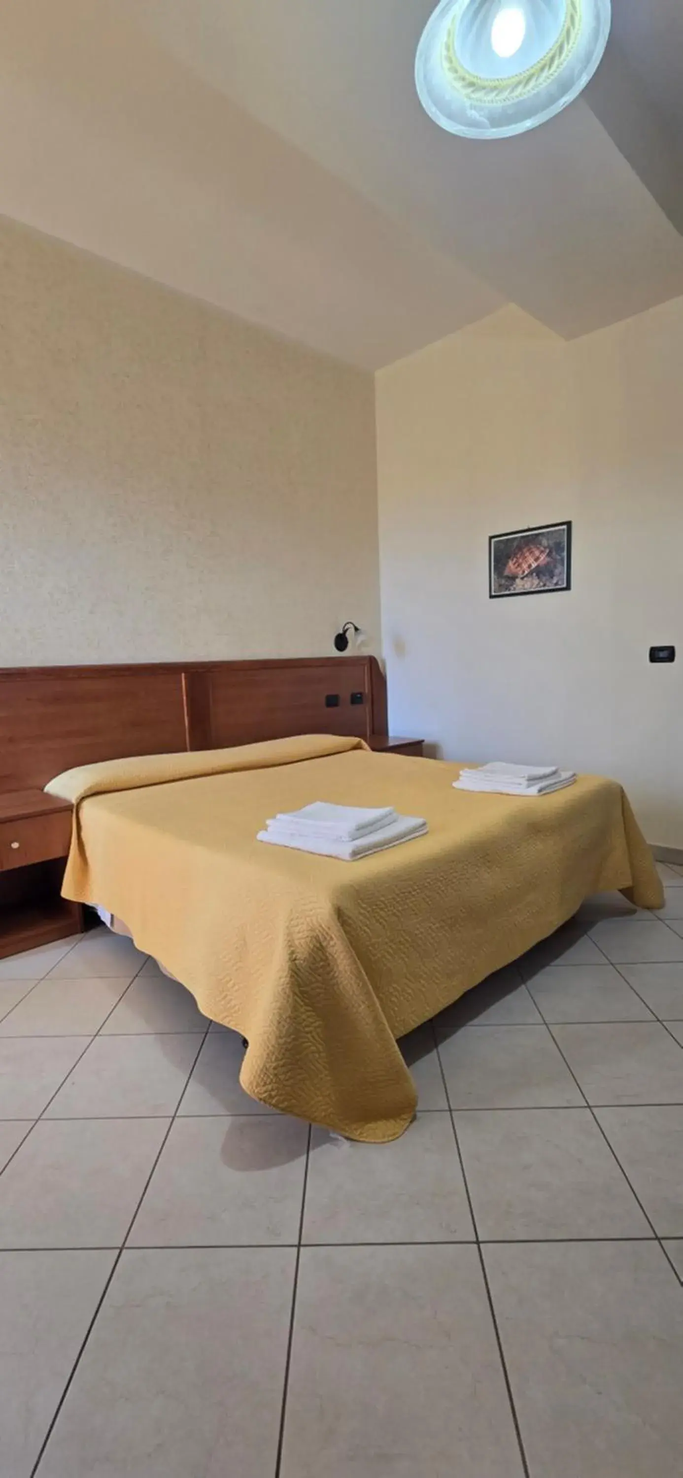 Double or Twin Room with Balcony in Hotel Ristorante La Decanata Double or Twin Room with Balcony in Hotel Ristorante La Decanata