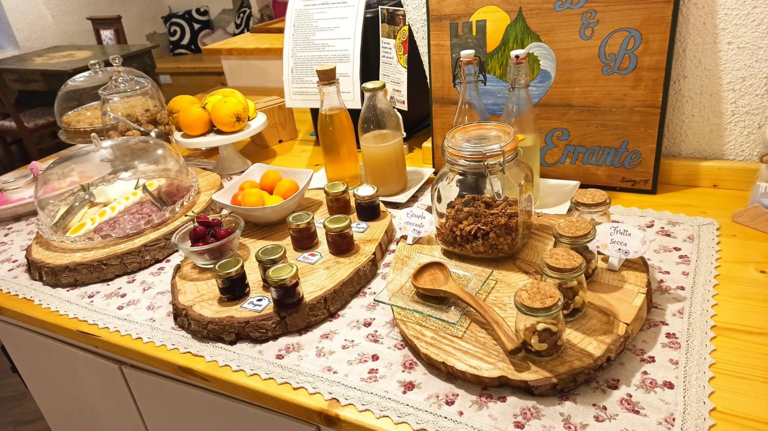 Breakfast in Castello Errante Bio B&B