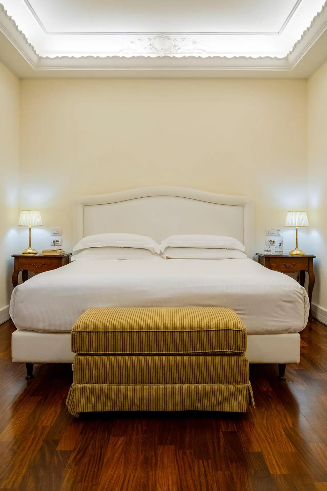 Bedroom, Bed in Hotel Villa Michelangelo