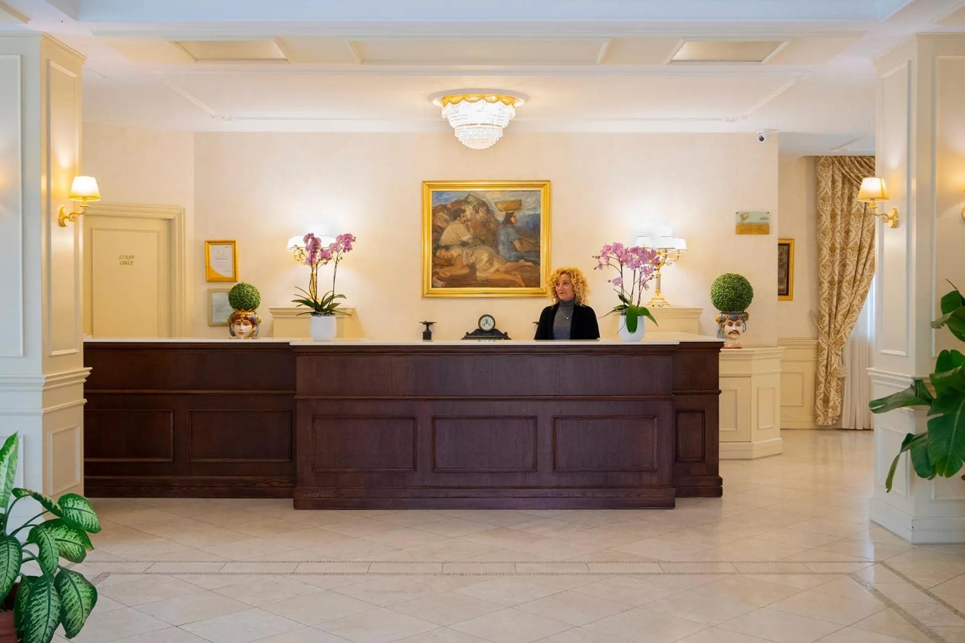 Lobby or reception in Hotel Villa Michelangelo