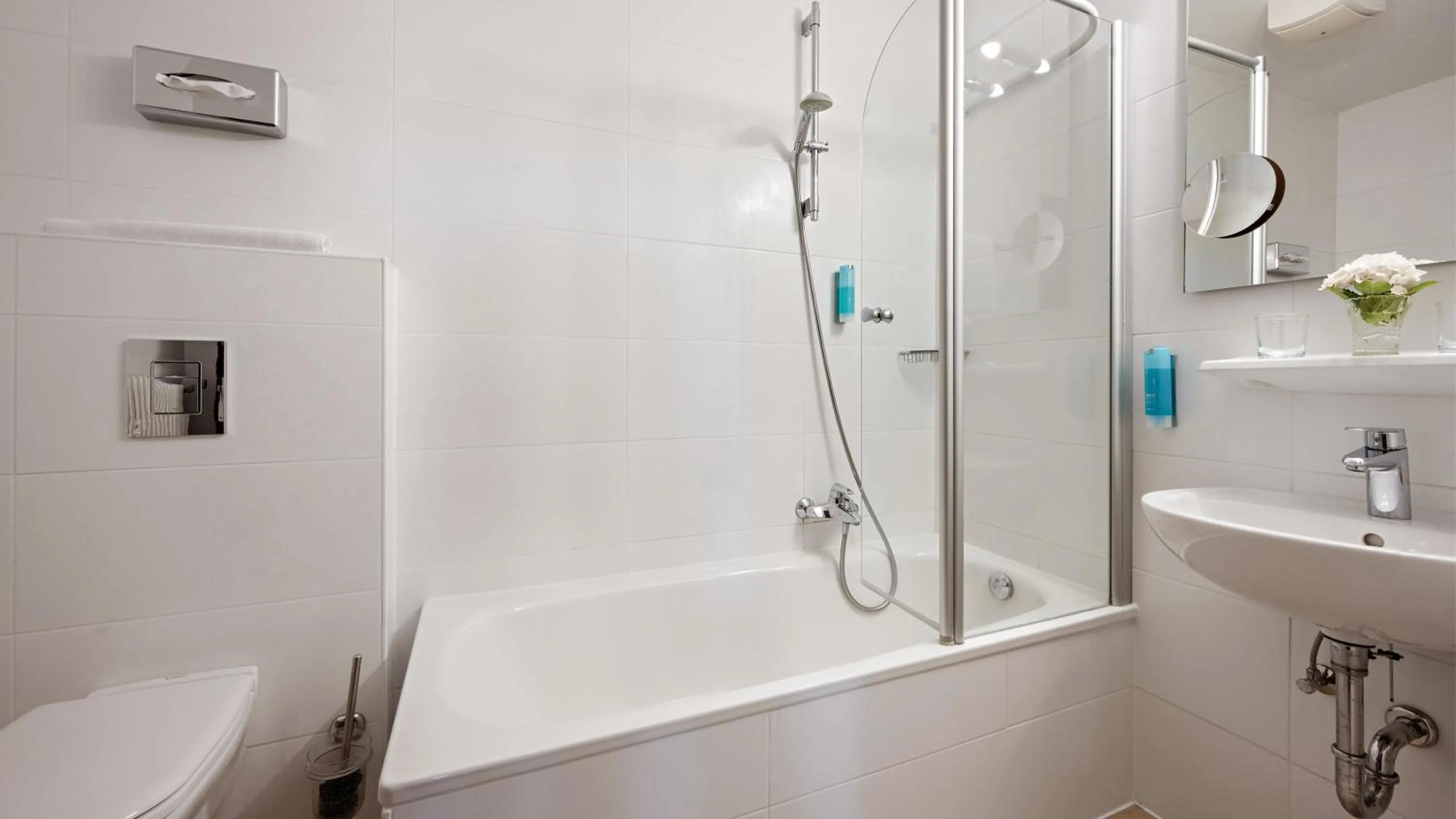 Shower in Altes Gasthaus Kuhr - Hotel & Restaurant