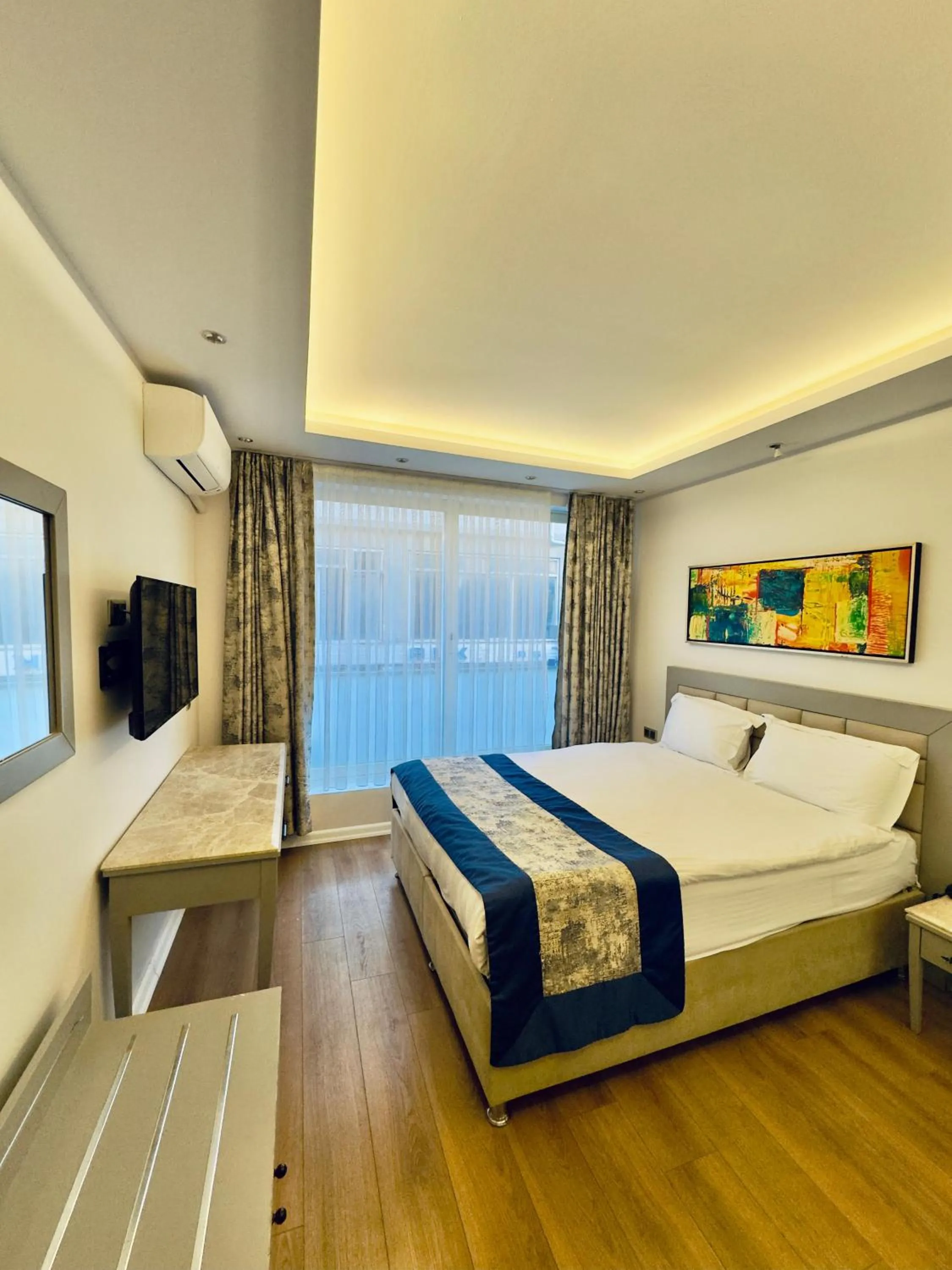 Bed in Regency World Hotel