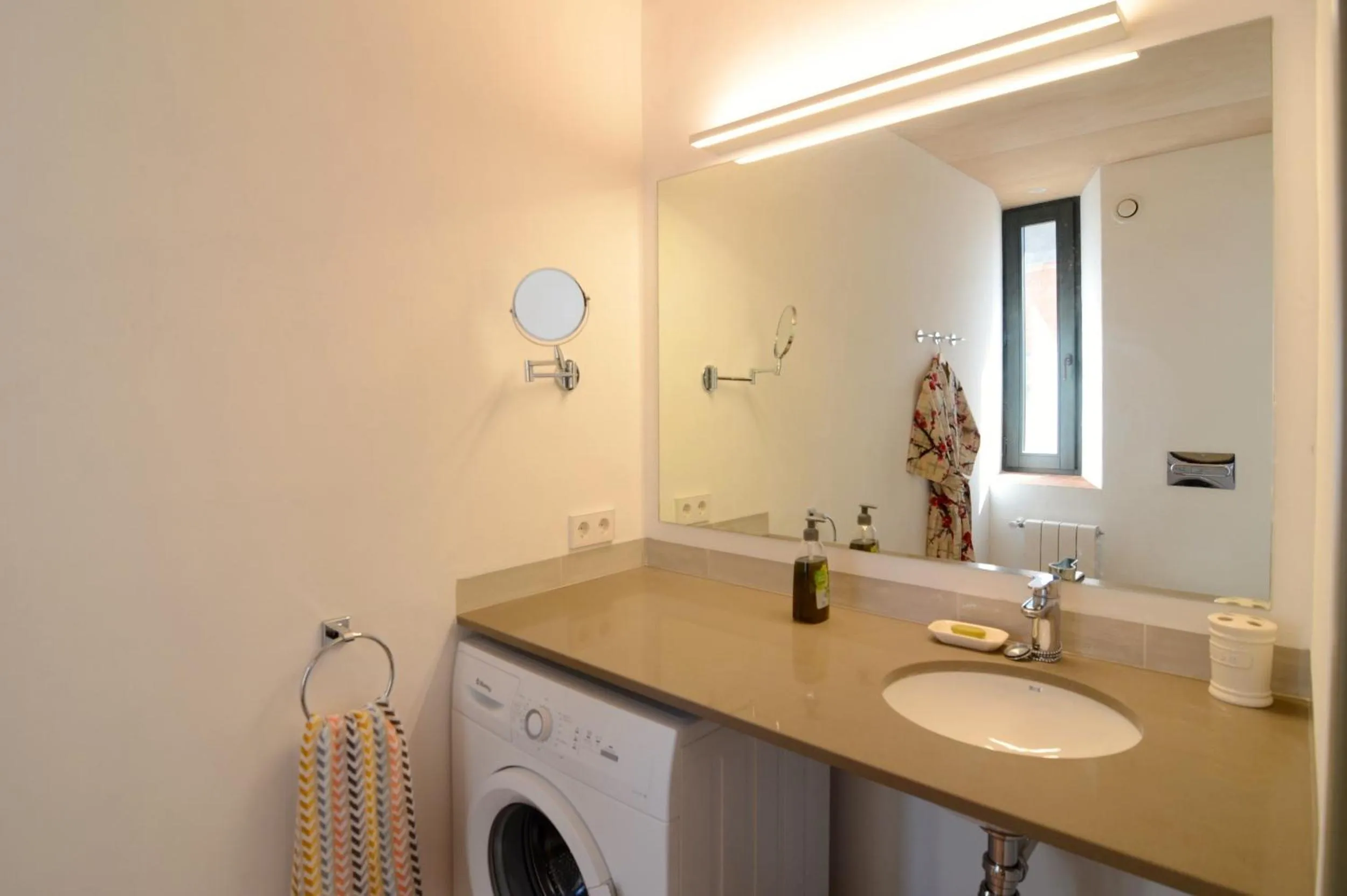 Other in Casa Rosa Port