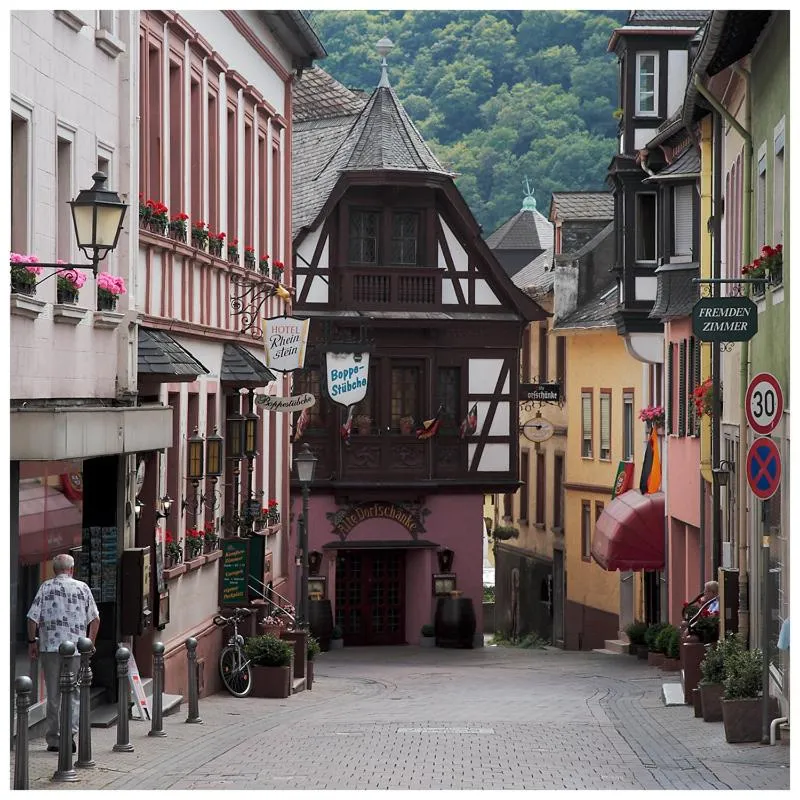 Day in Hotel Café Post