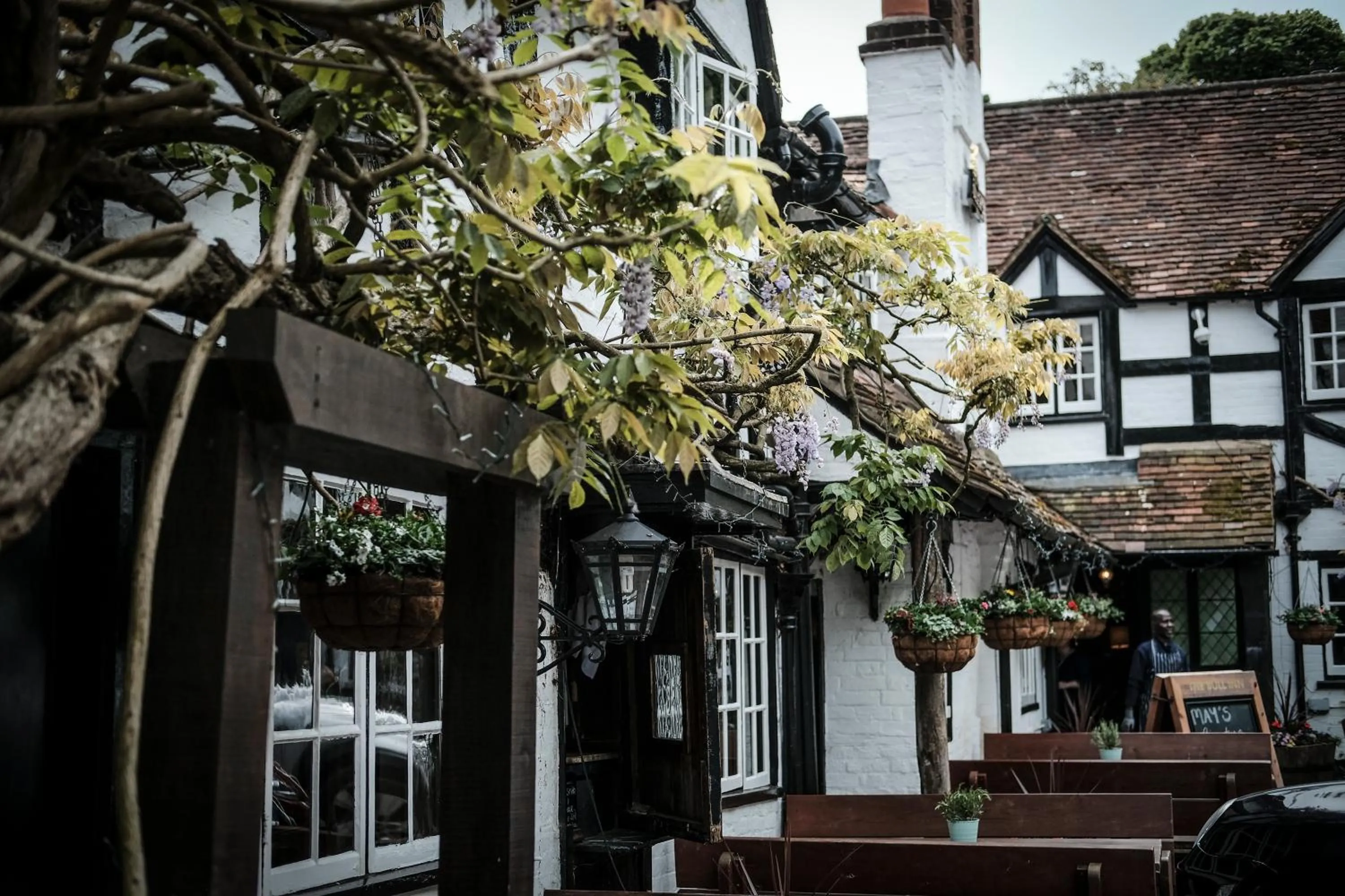 Facade/entrance in Bull Inn