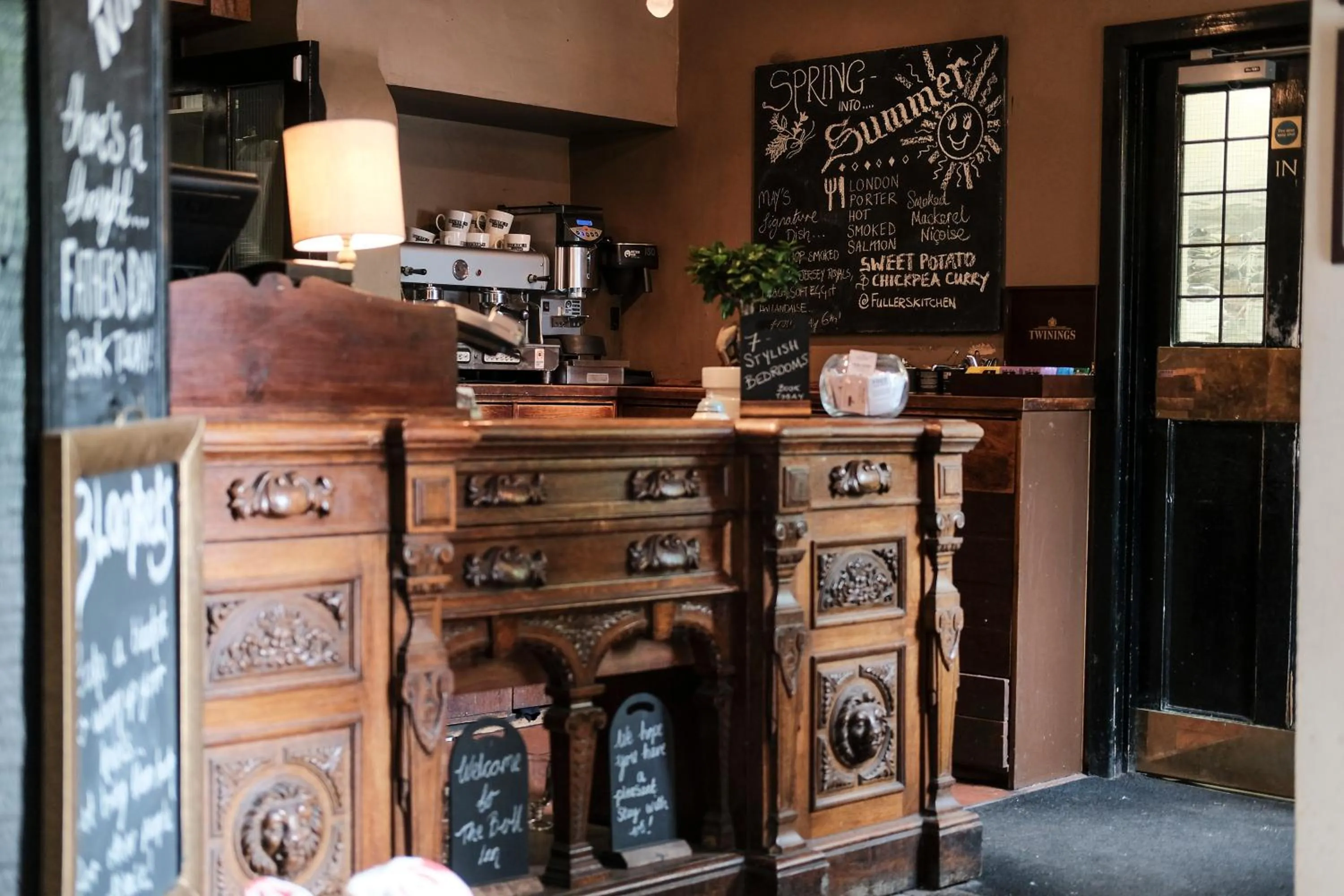 Lobby or reception in Bull Inn