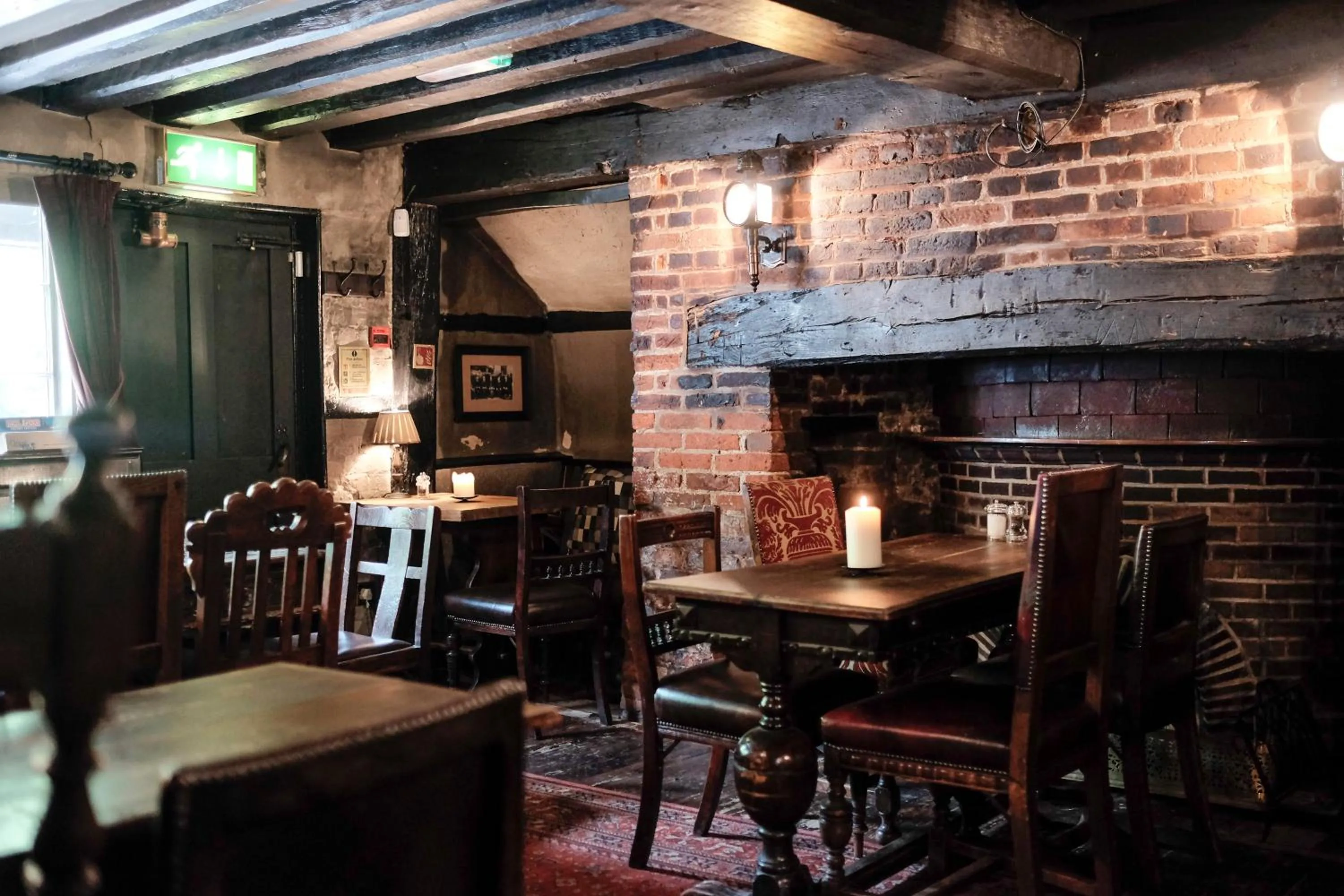 Restaurant/places to eat in Bull Inn