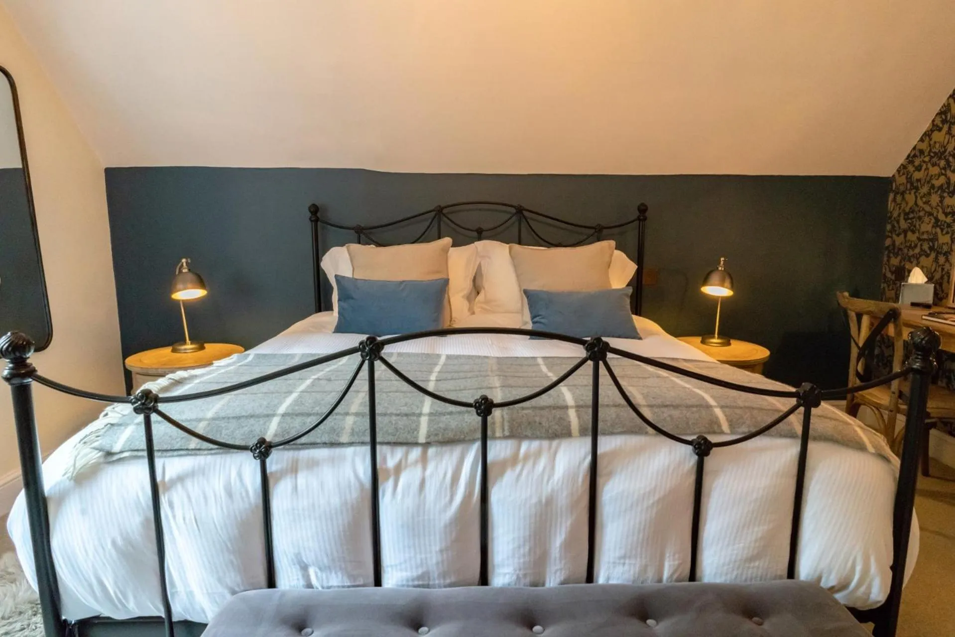 Bed in Bull Inn