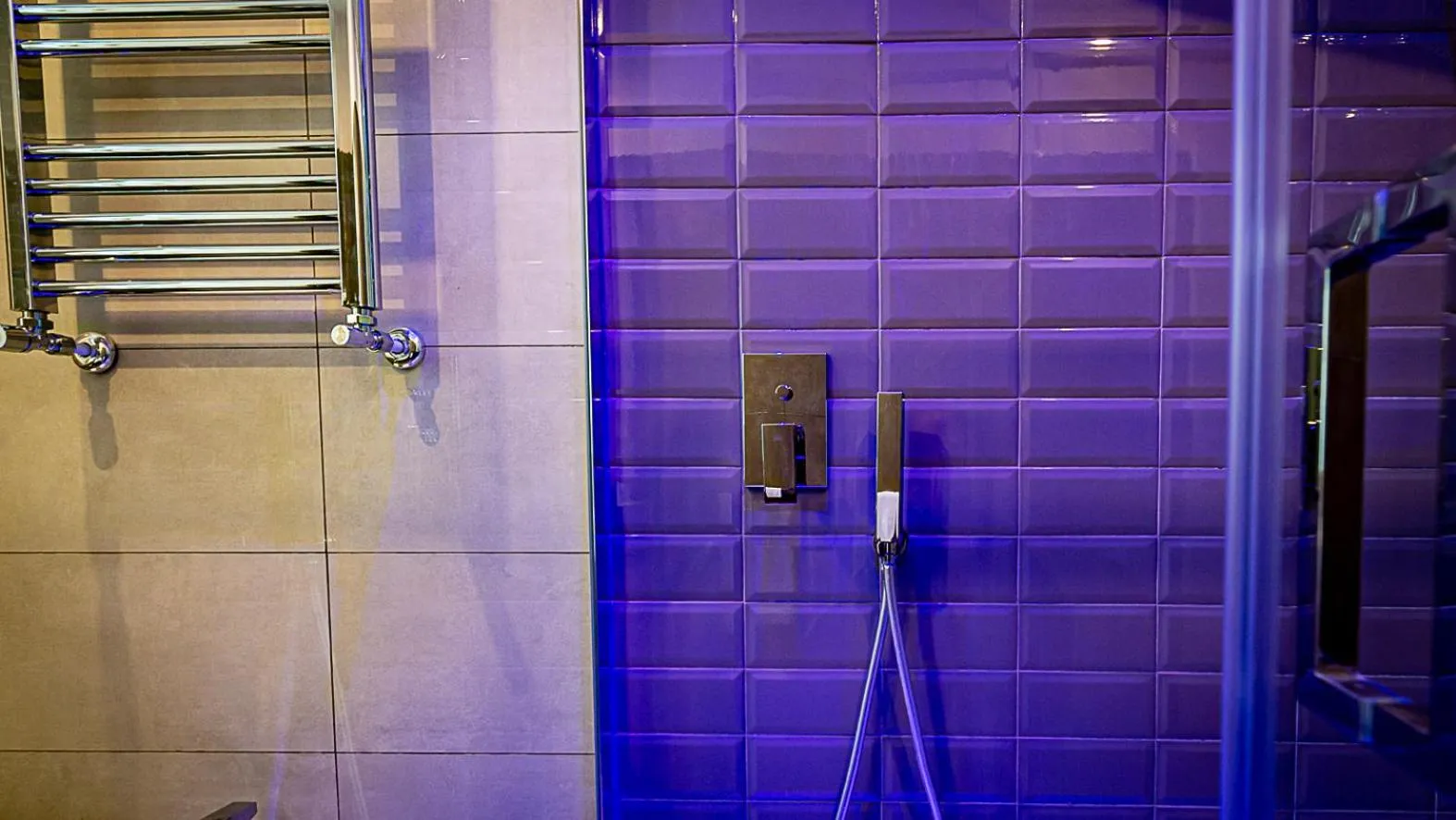 Shower in Borghese Executive Suite