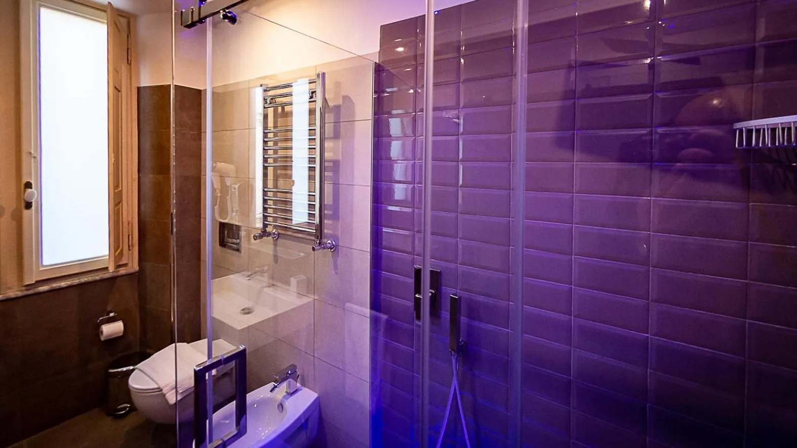 Bathroom in Borghese Executive Suite