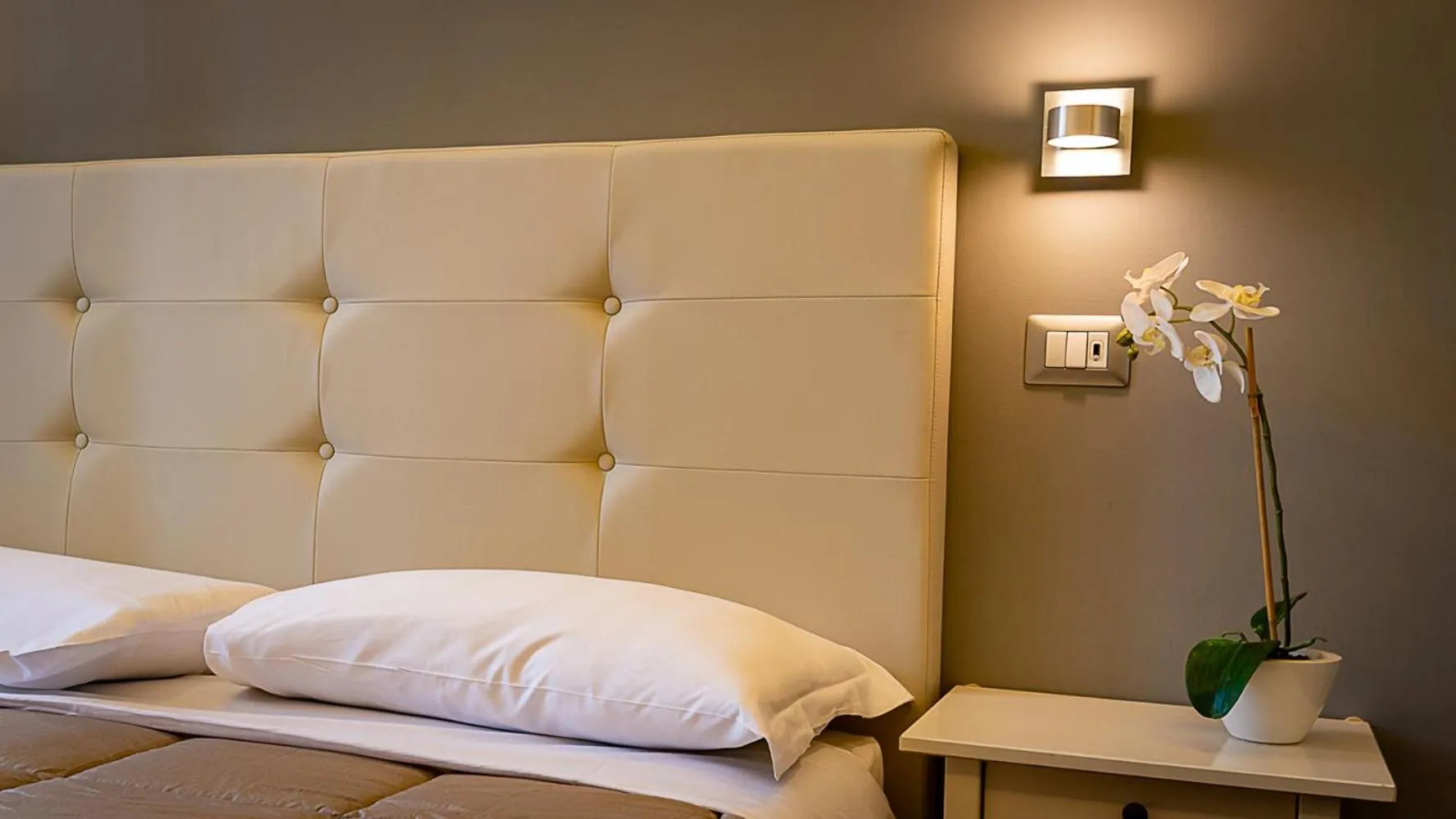 Bed in Borghese Executive Suite