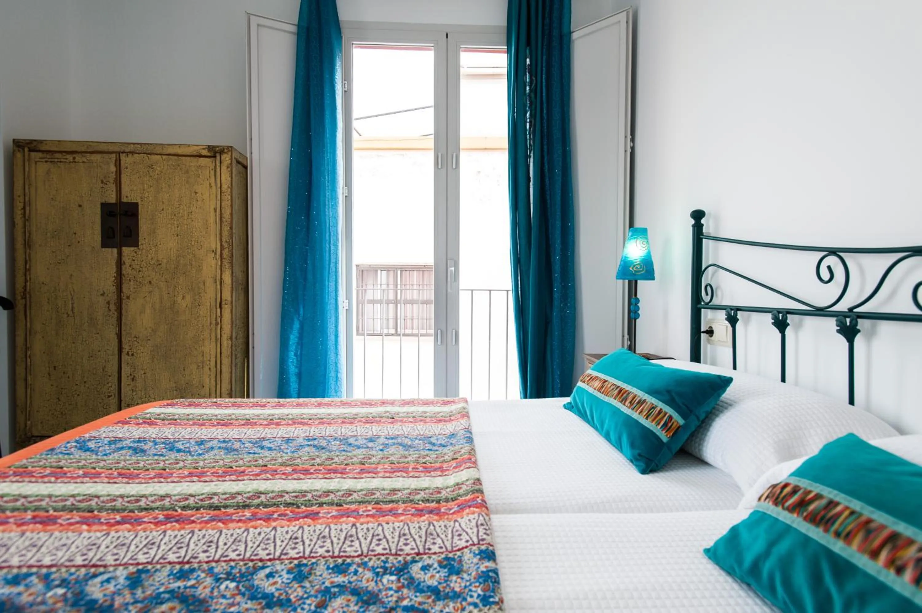 Bedroom, Bed in Singular Pilatos