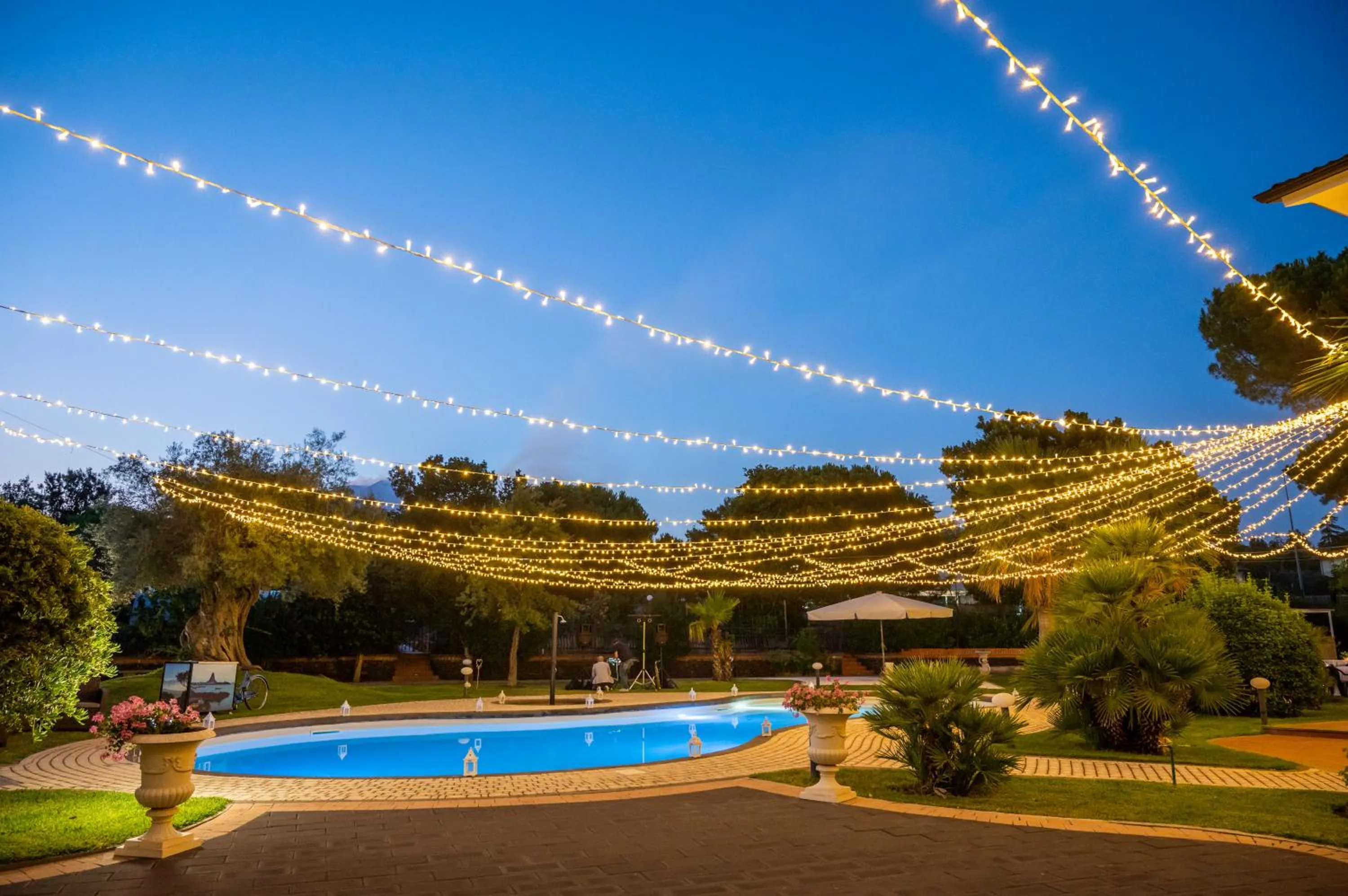 Swimming pool in B&B Blanc Maison Etna Relais & Charme