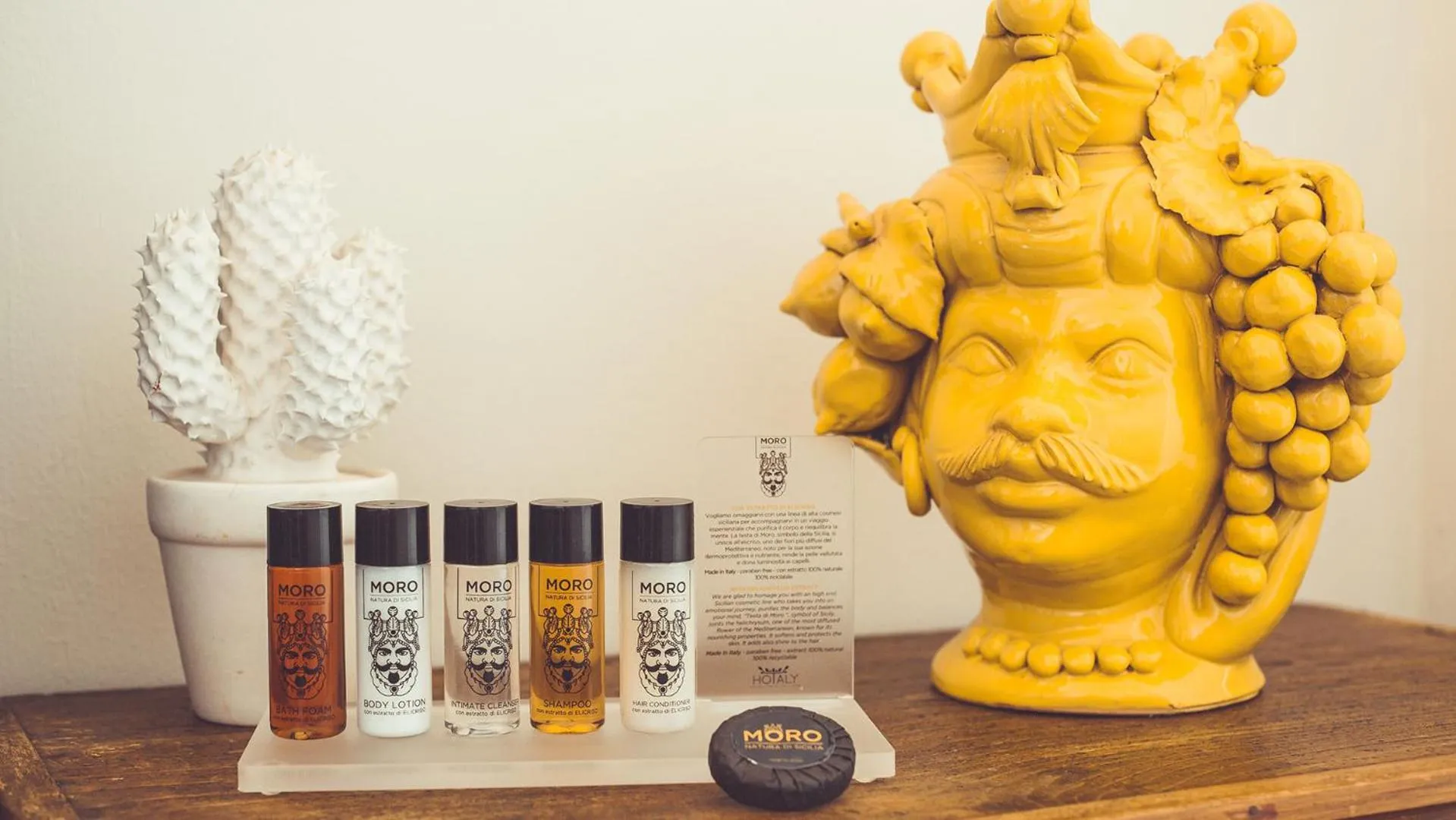 Decorative detail in B&B Blanc Maison Etna Relais & Charme