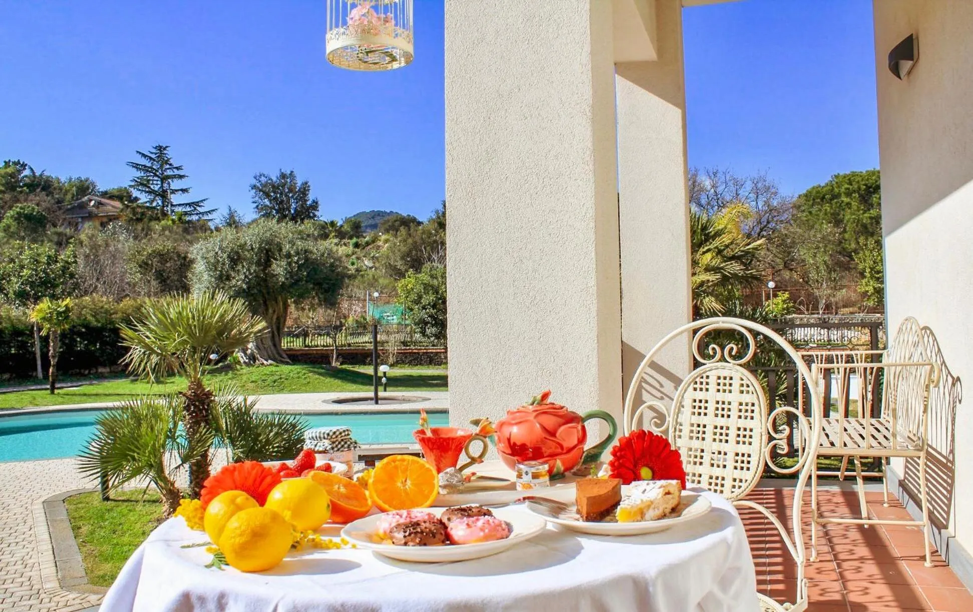 Continental breakfast in B&B Blanc Maison Etna Relais & Charme