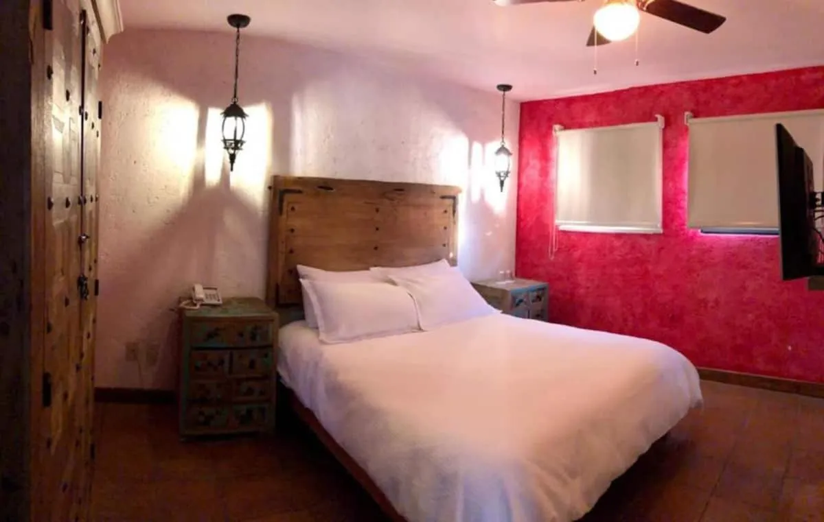 Bed in La Provence Restaurant & Hotel Boutique