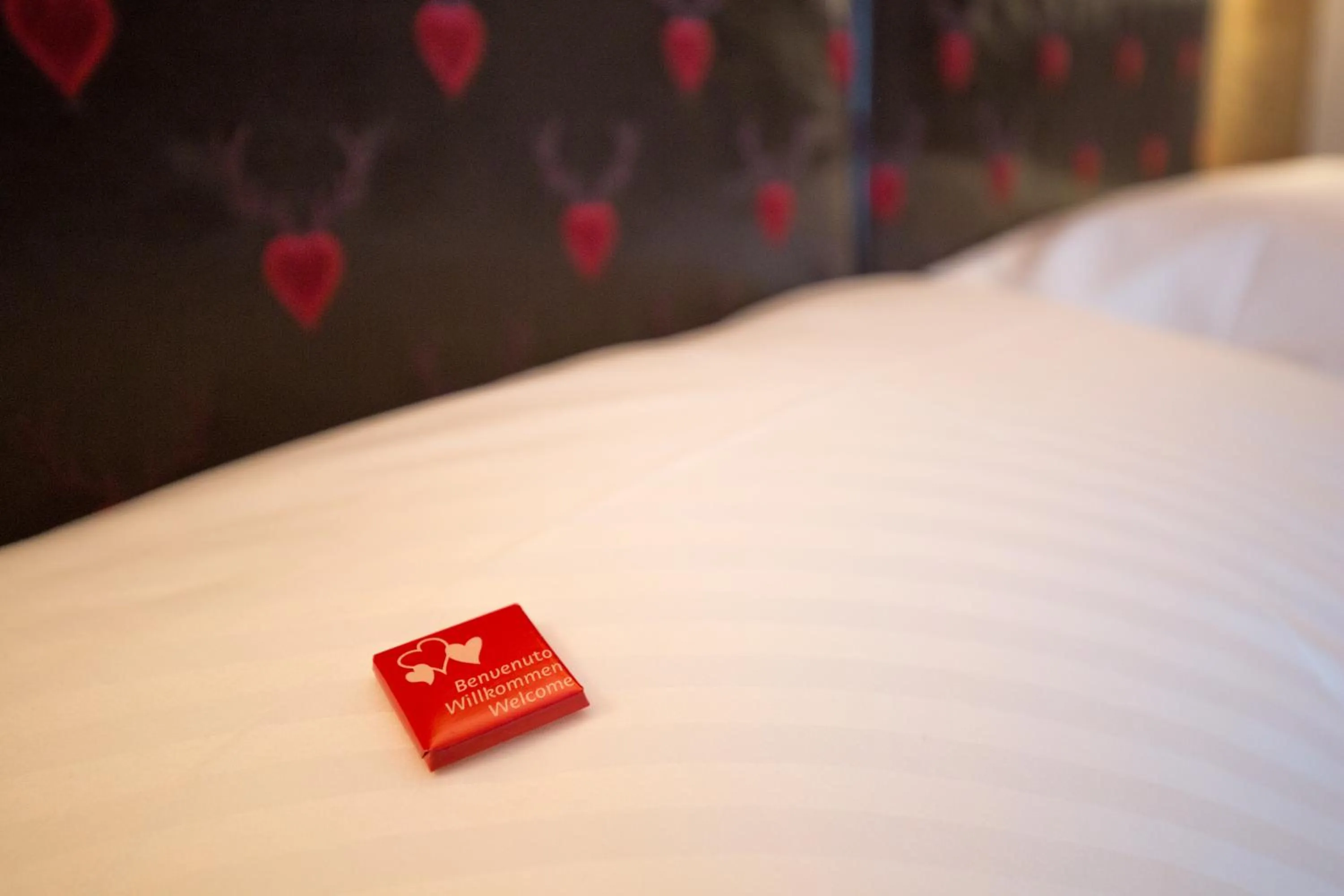 Decorative detail, Bed in Chalet Marcora