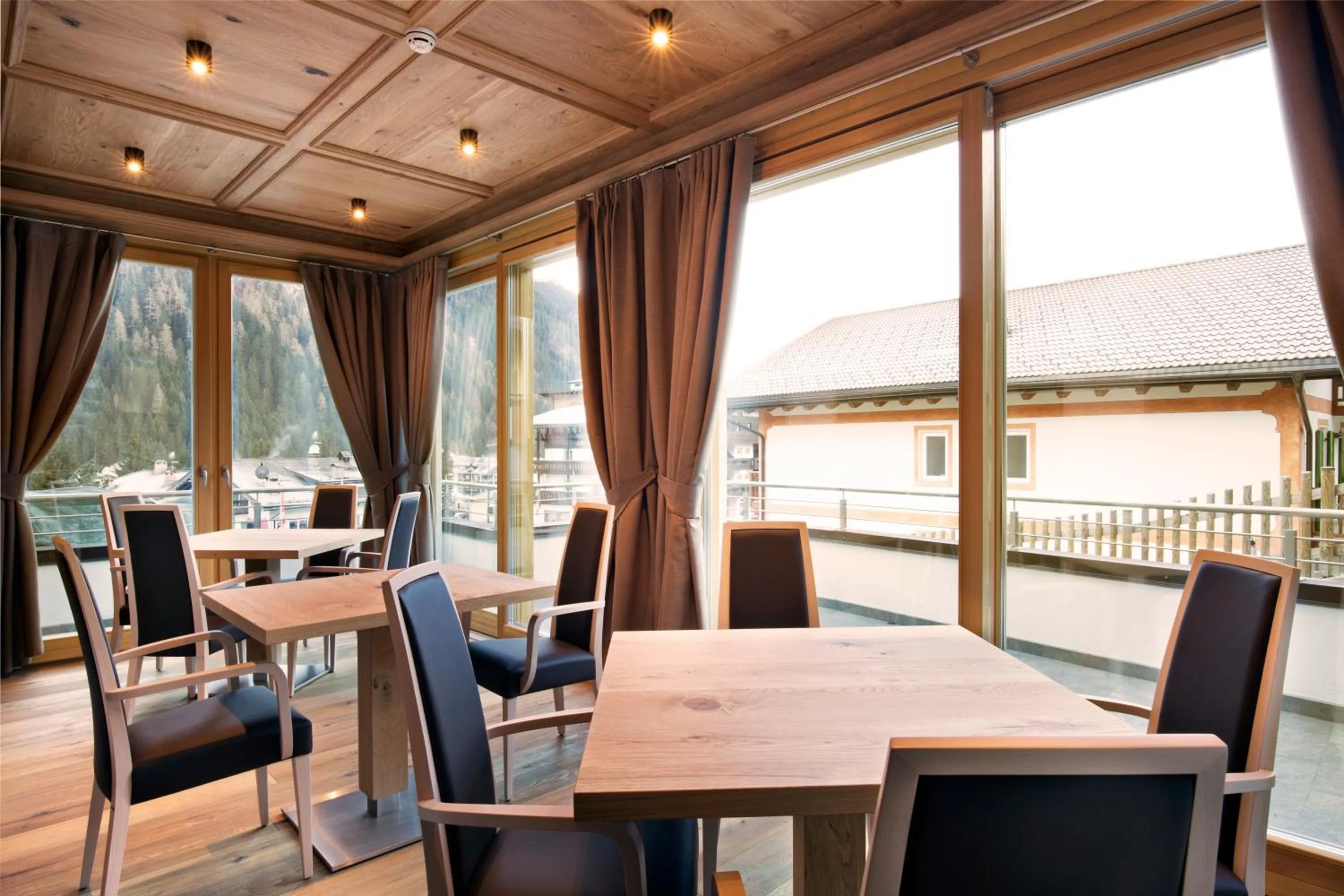 Restaurant/places to eat in Chalet Marcora
