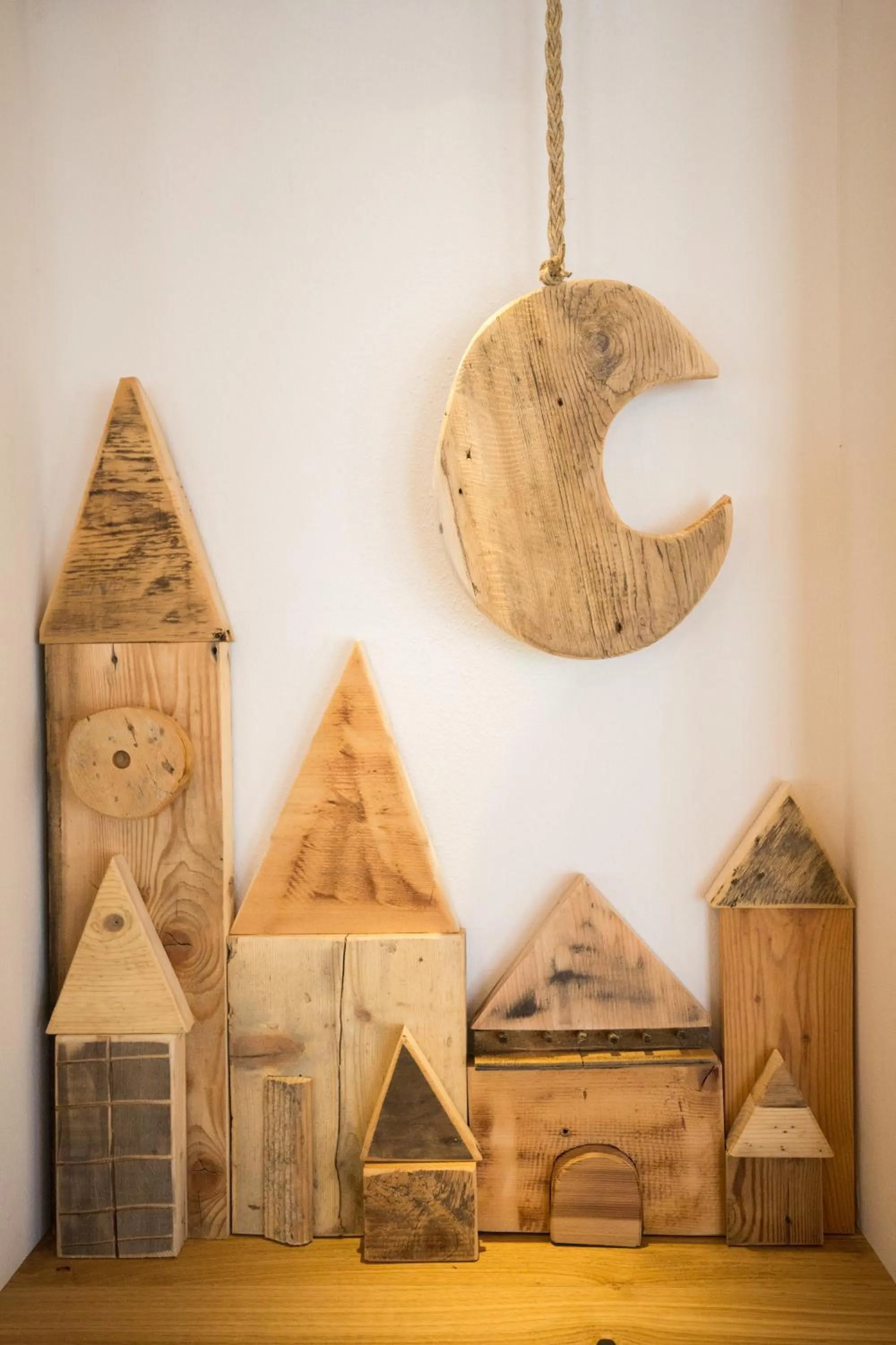 Decorative detail in Chalet Marcora