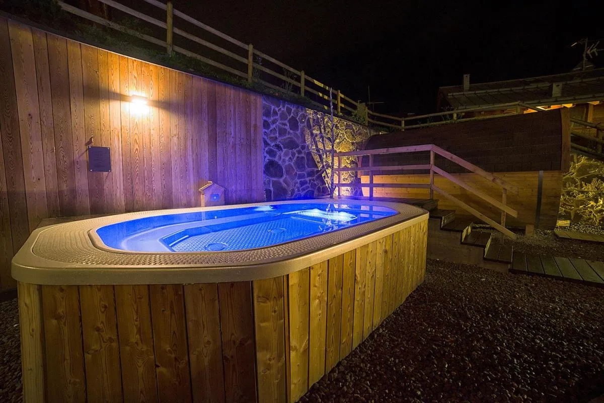 Hot Tub in Chalet Marcora