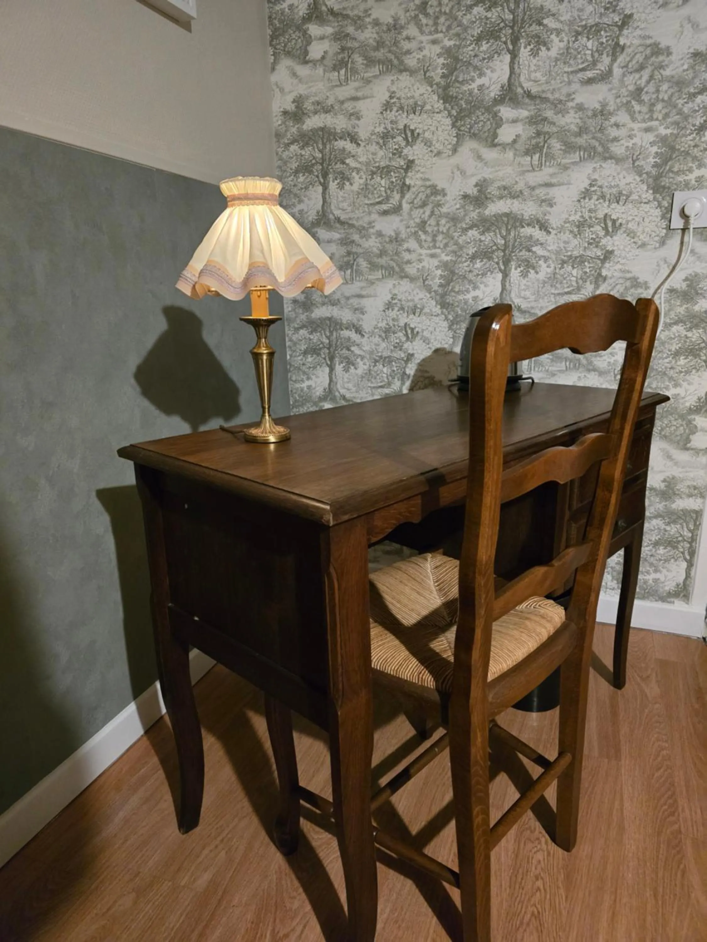 Decorative detail in Hôtel L'ideal le Mountbatten