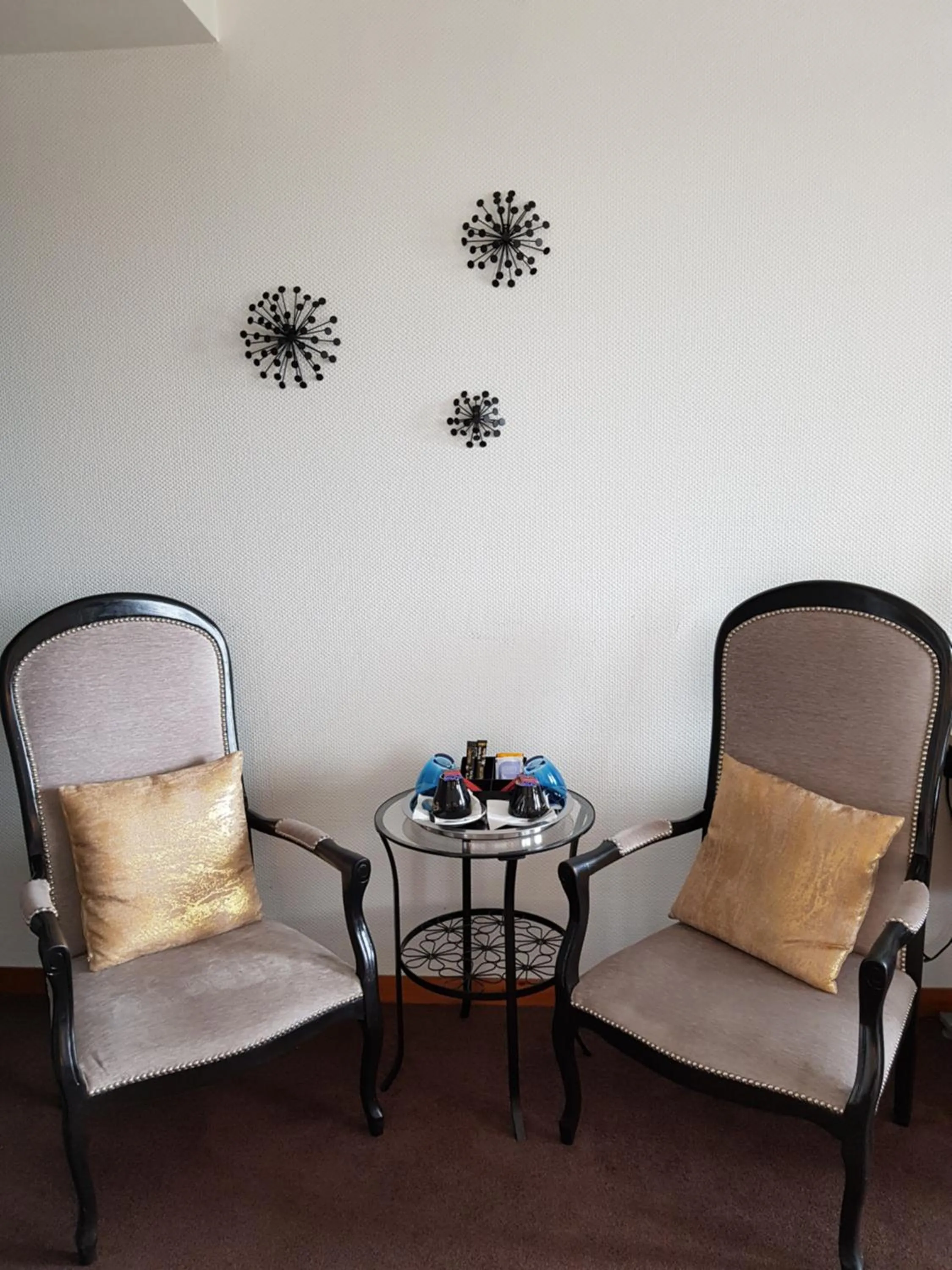 Living room in Hôtel L'ideal le Mountbatten