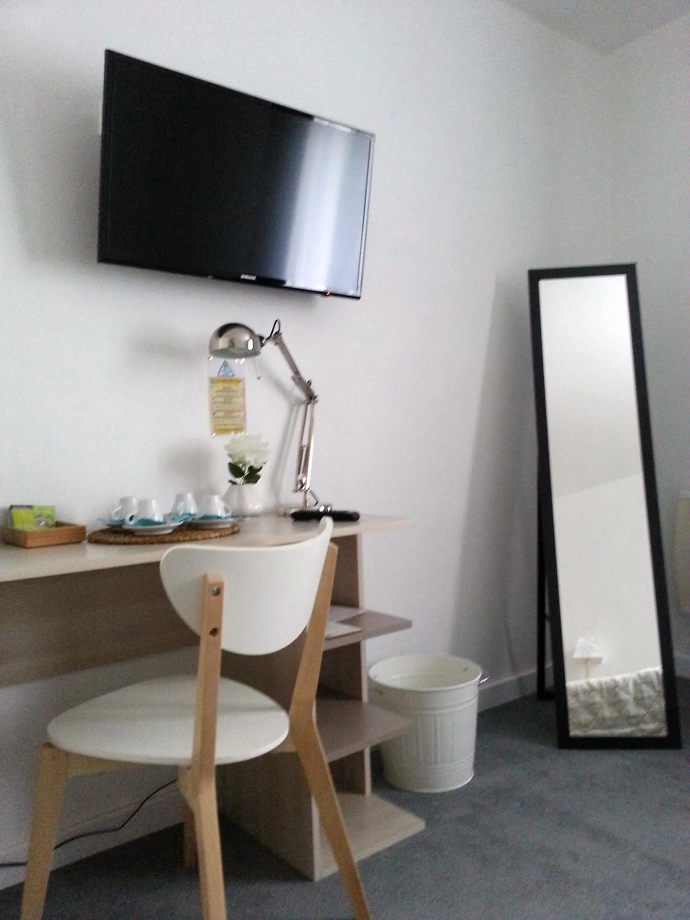 Coffee/tea facilities in Hôtel L'ideal le Mountbatten