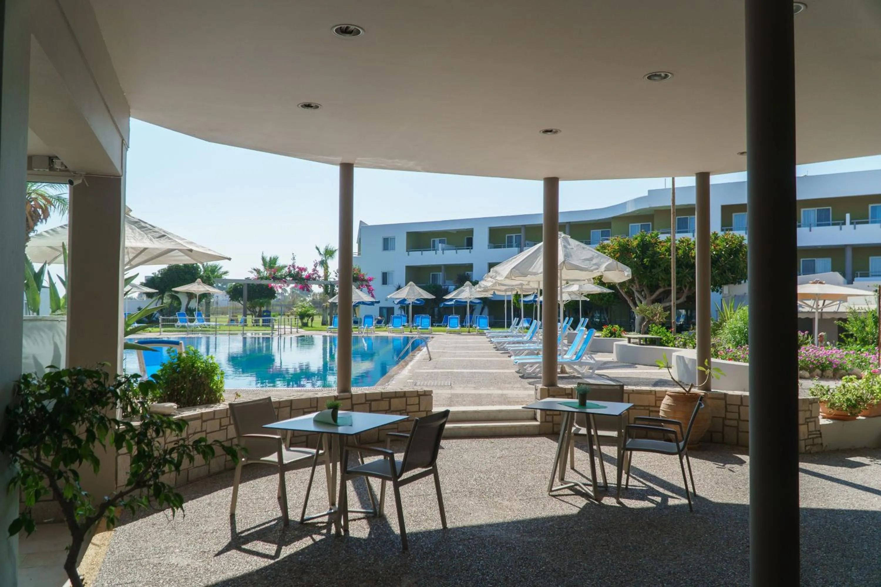 Restaurant/places to eat in Kos Palace