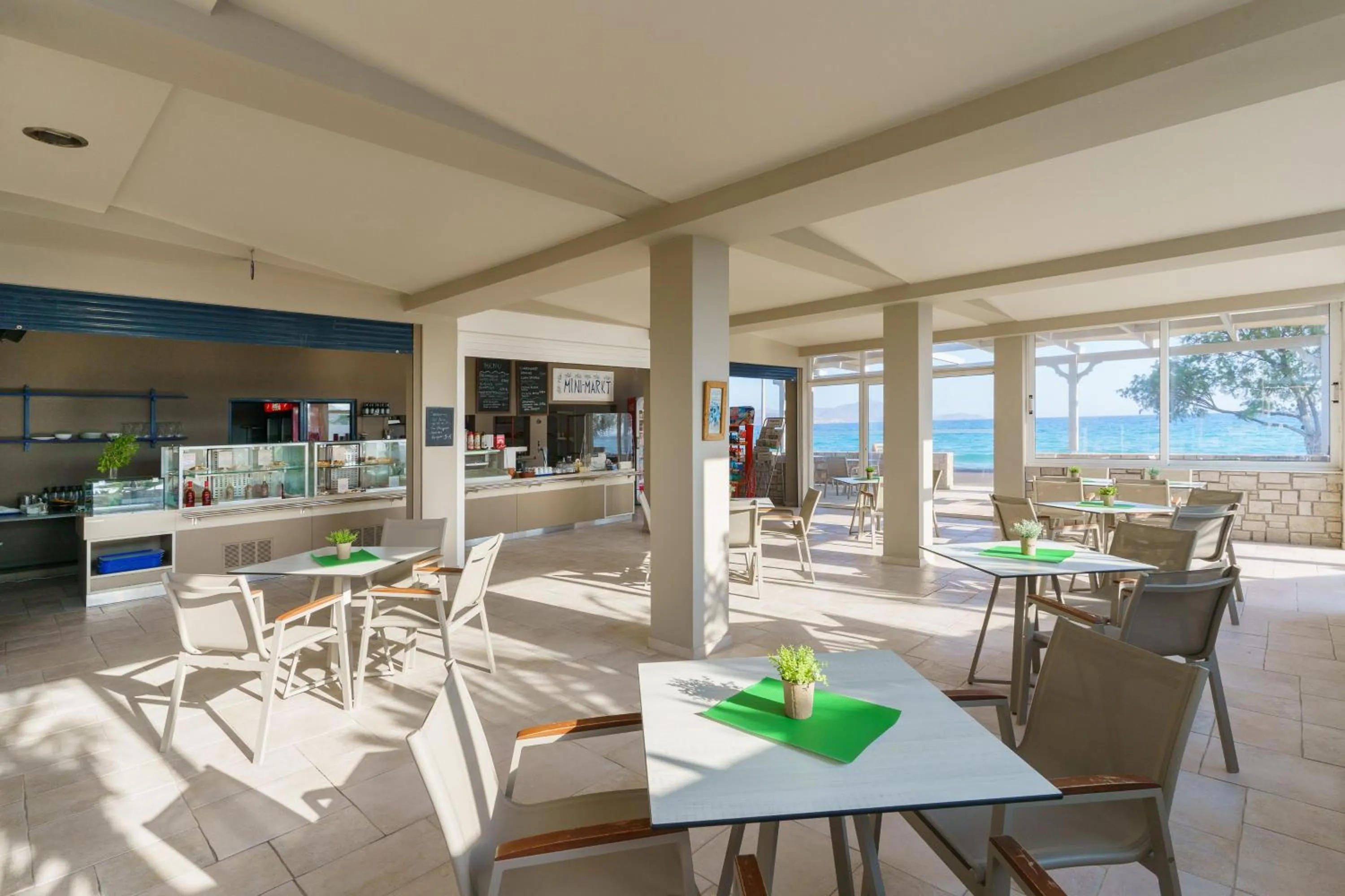 Restaurant/places to eat in Kos Palace